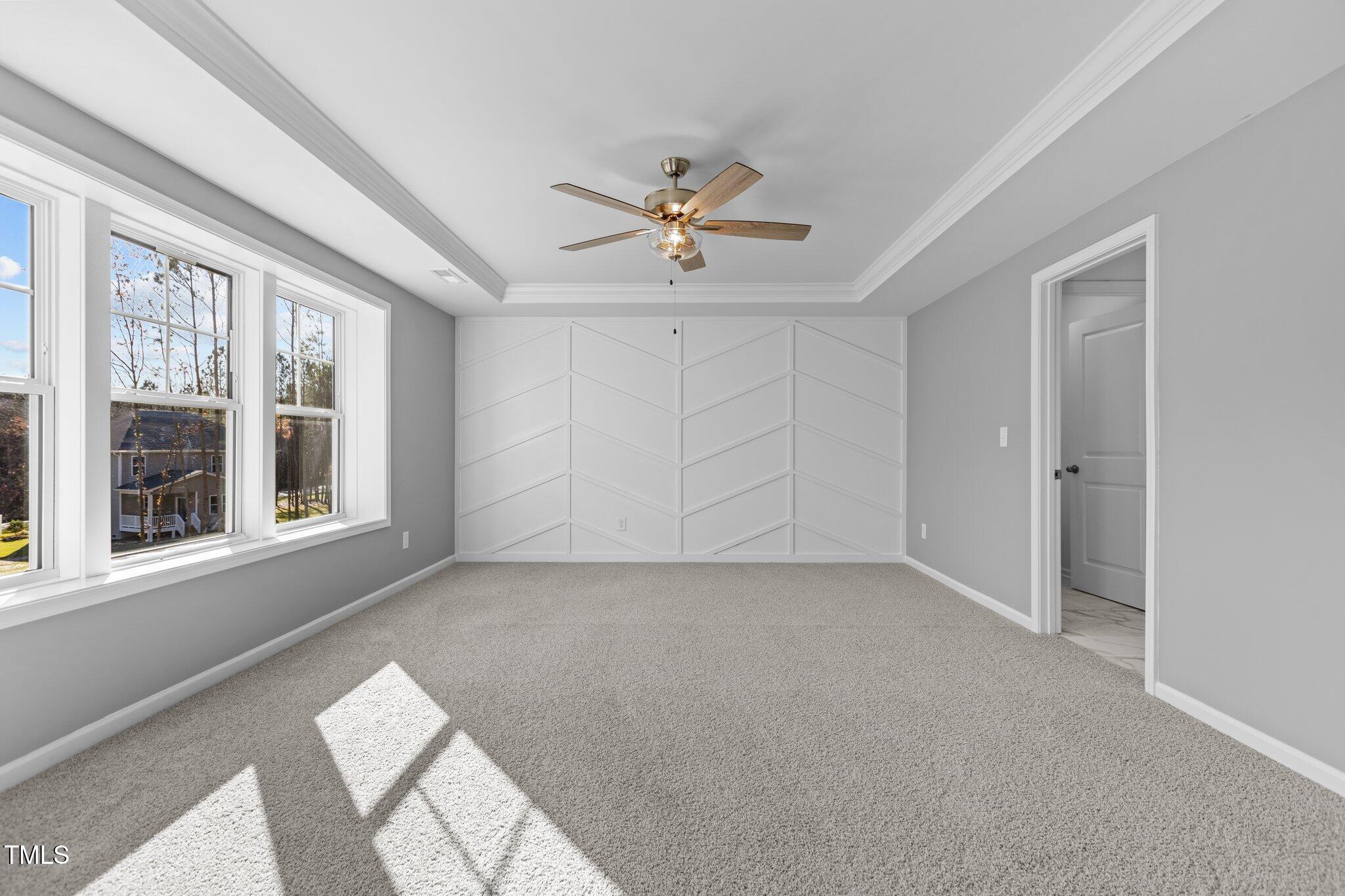 5009 Macleod Place