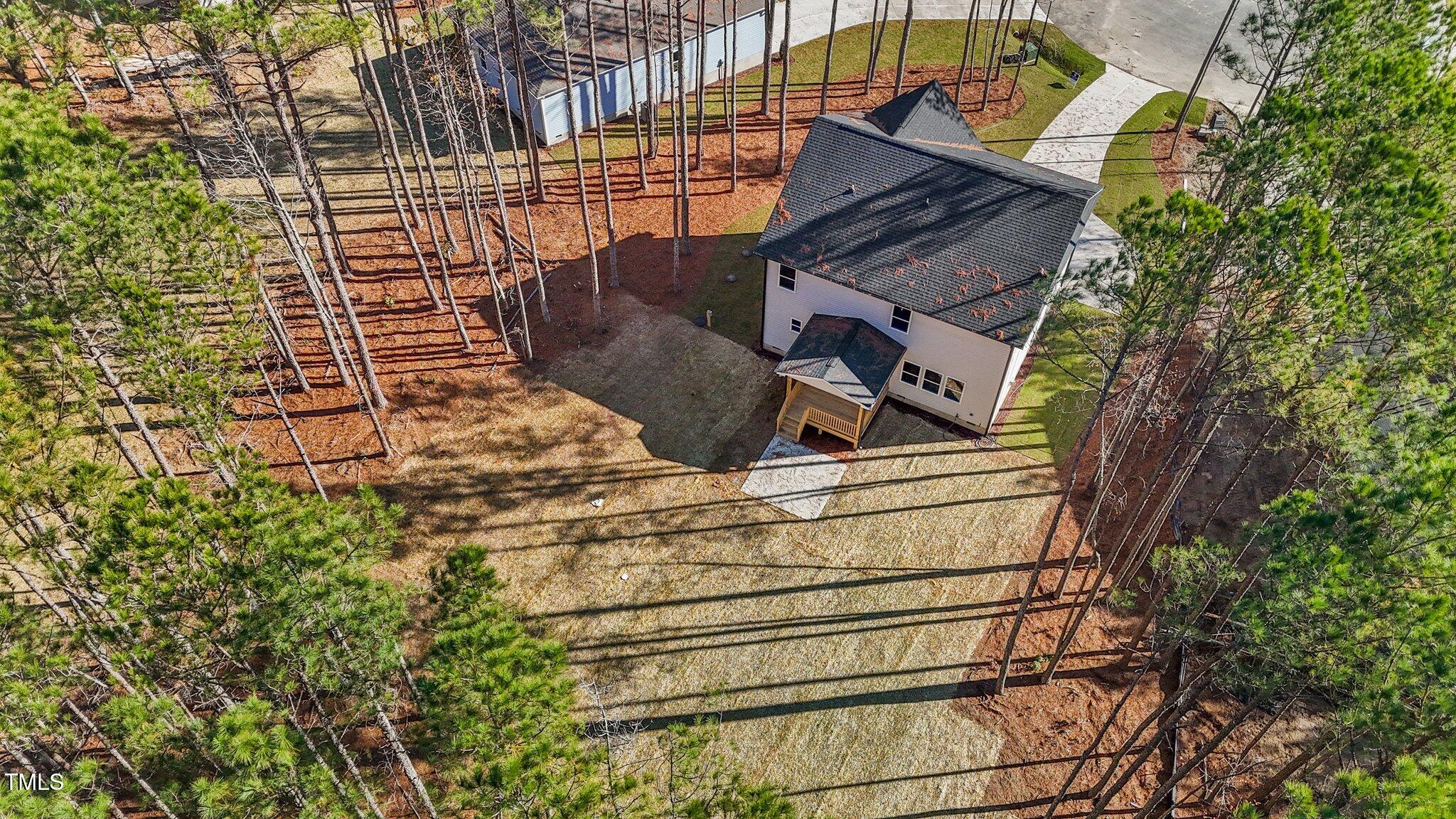 5009 Macleod Place