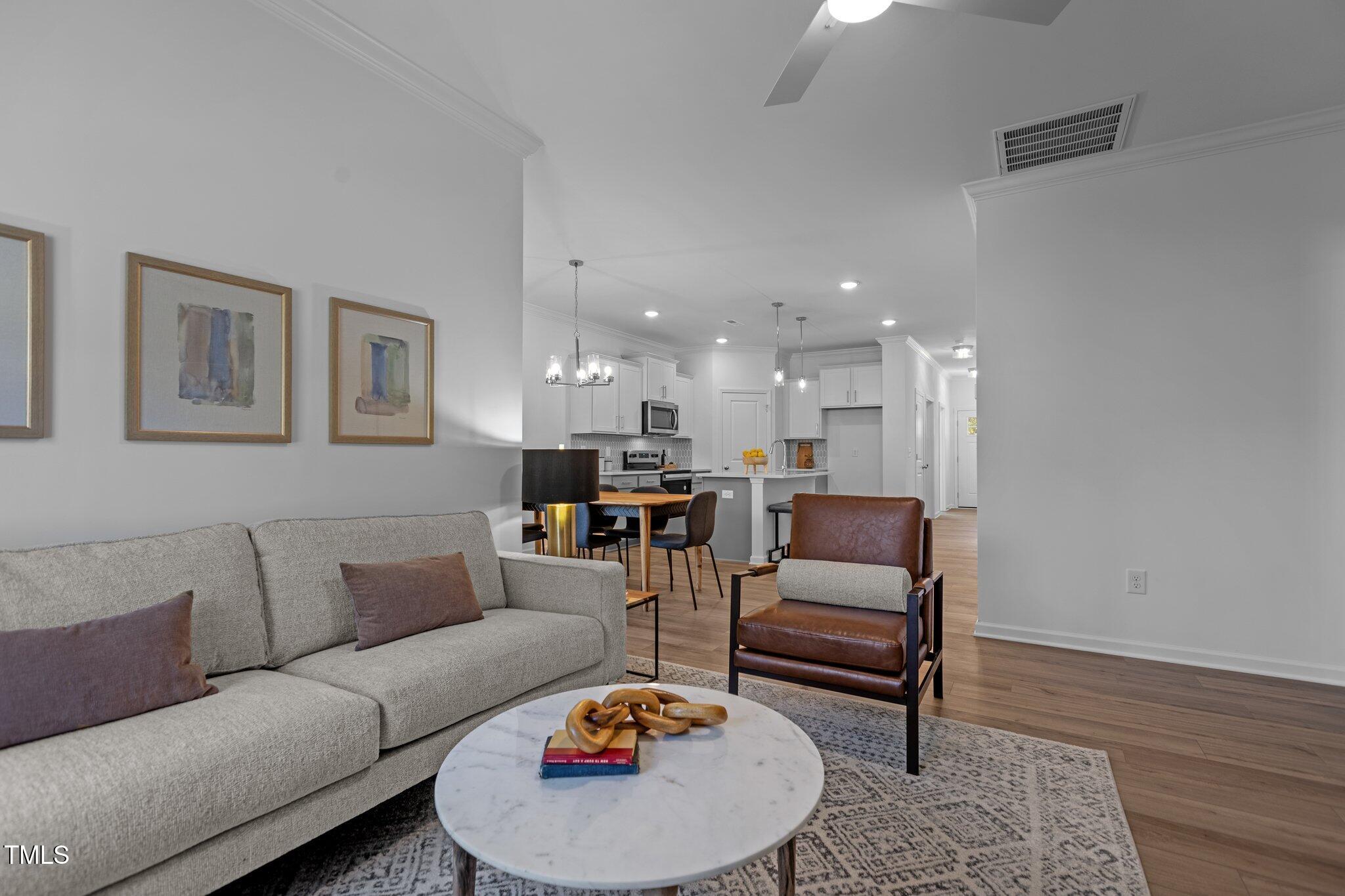5012 Macleod Place