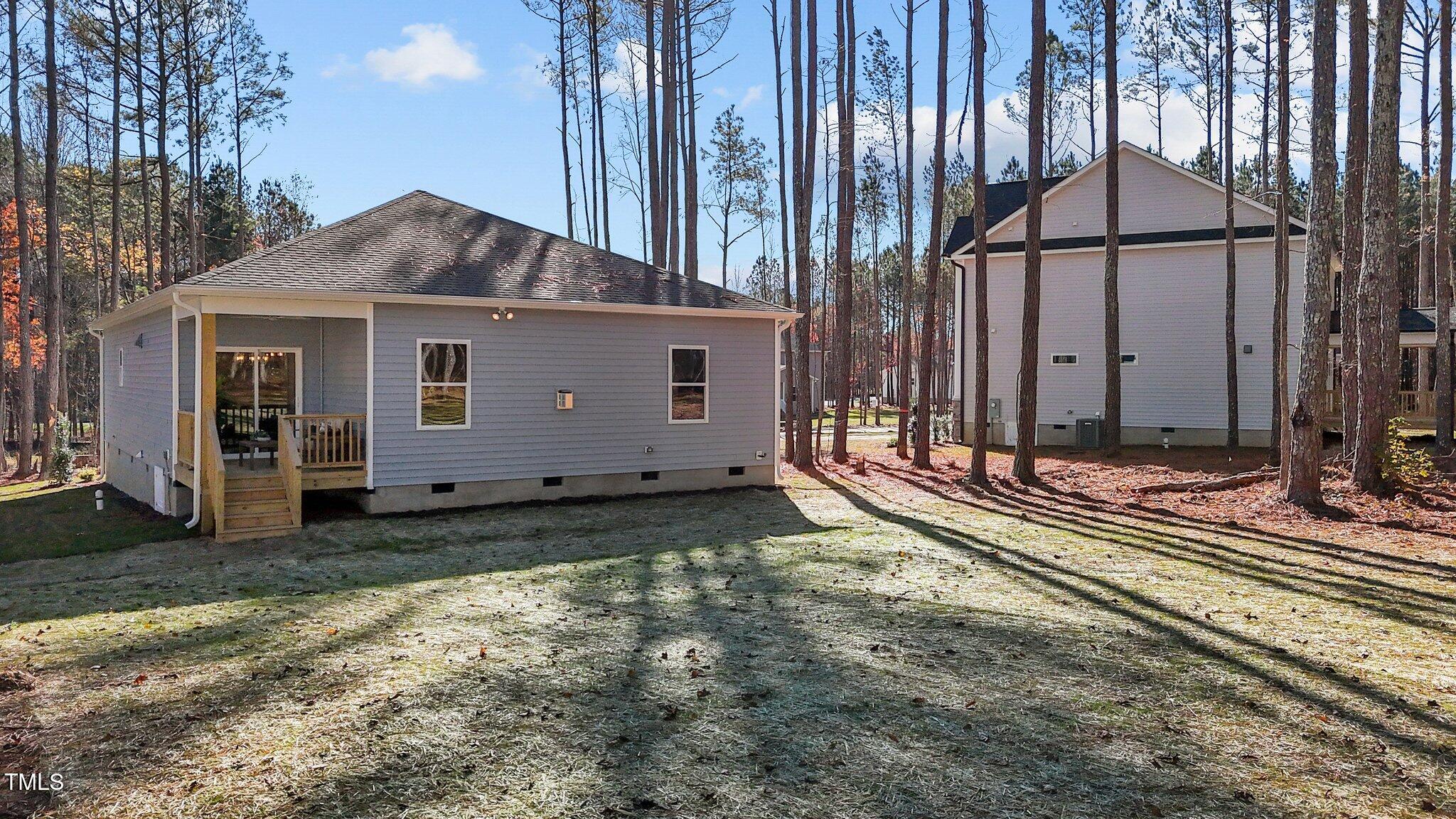 5012 Macleod Place