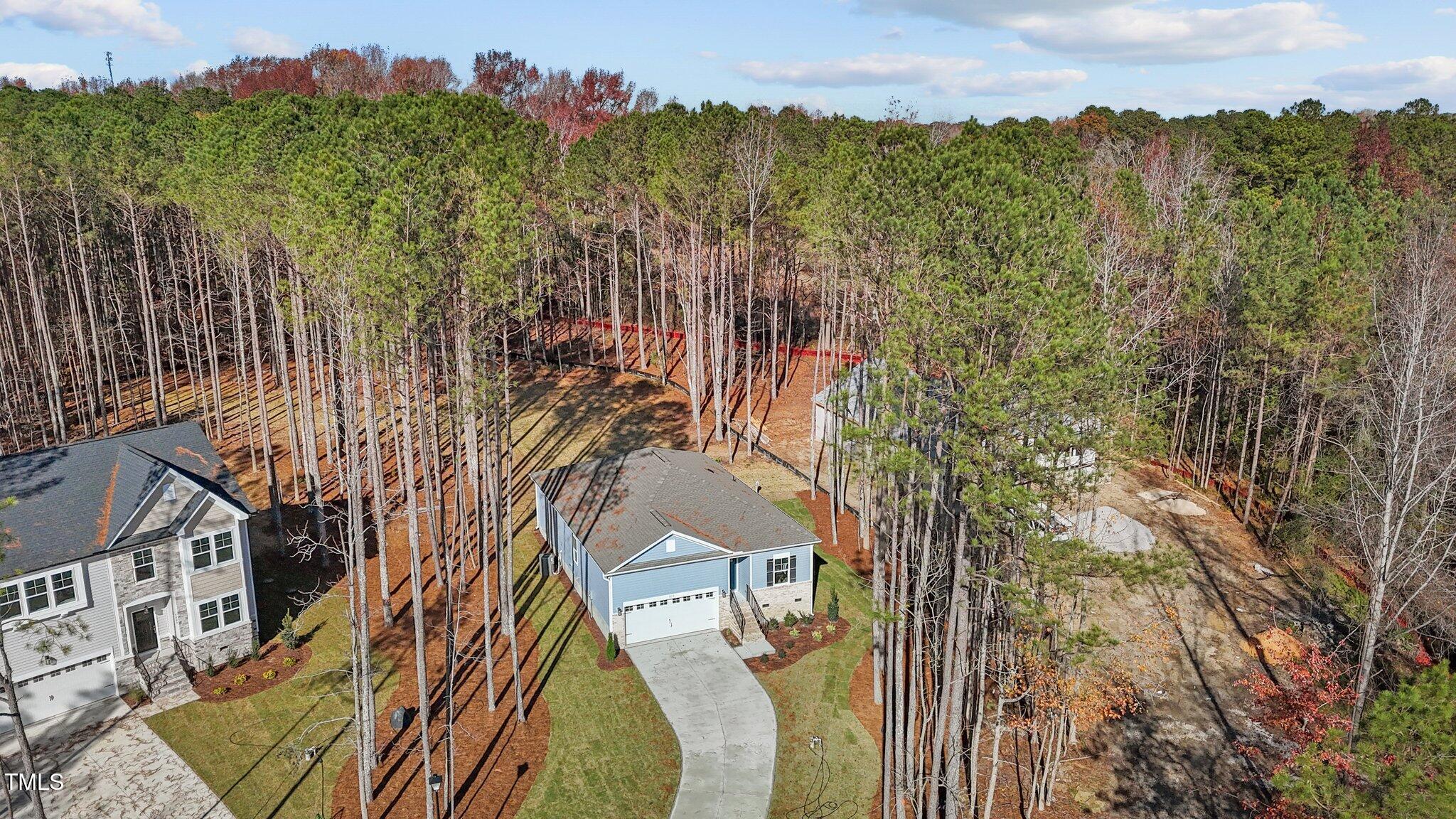 5012 Macleod Place