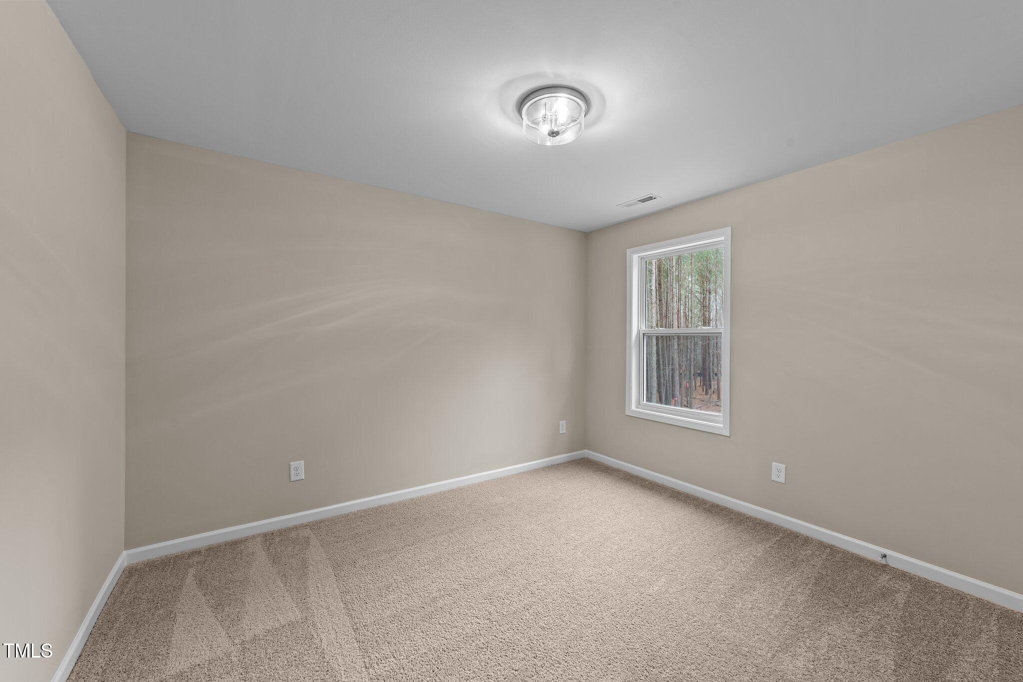 5005 Macleod Place