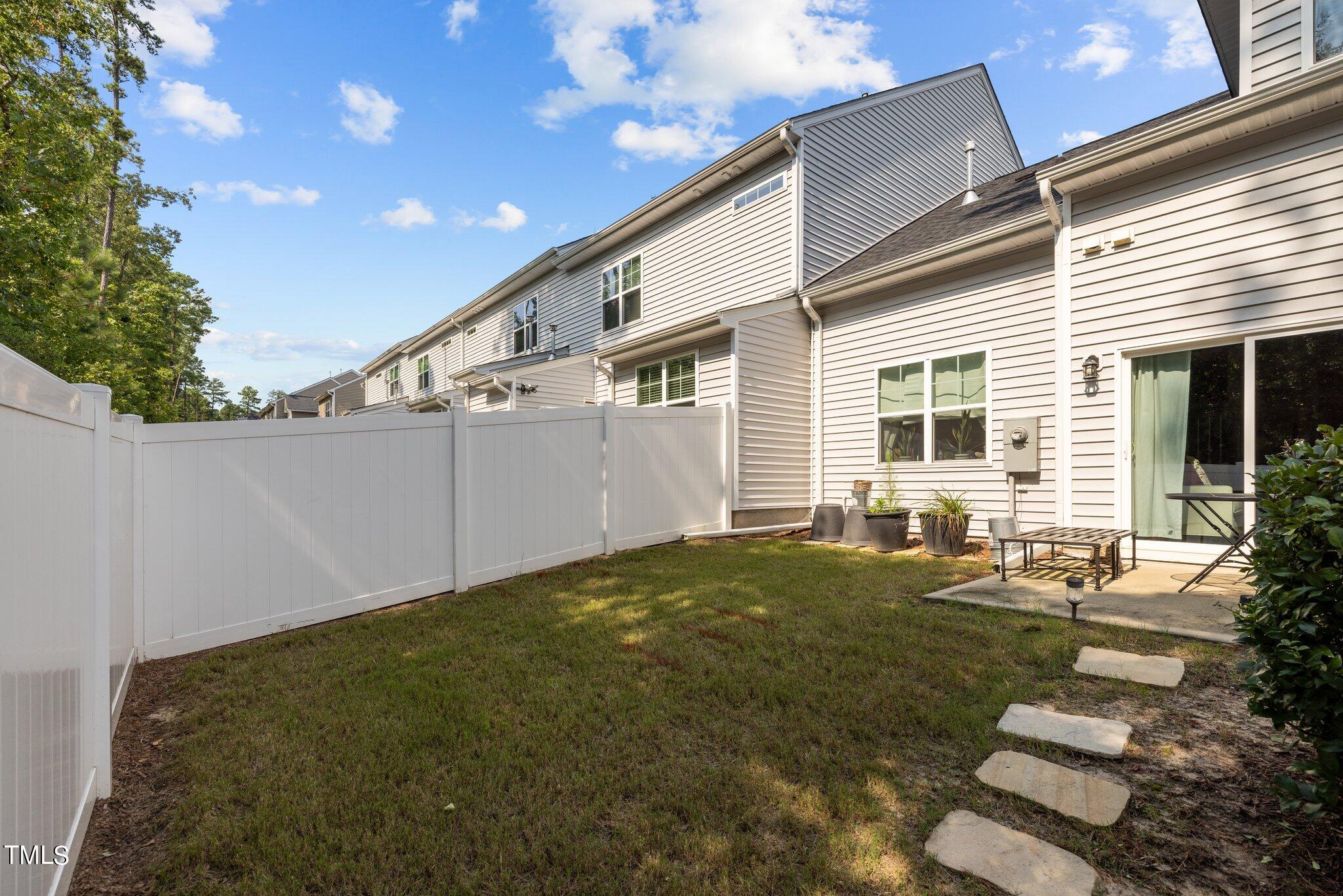 121 Zante Currant Road