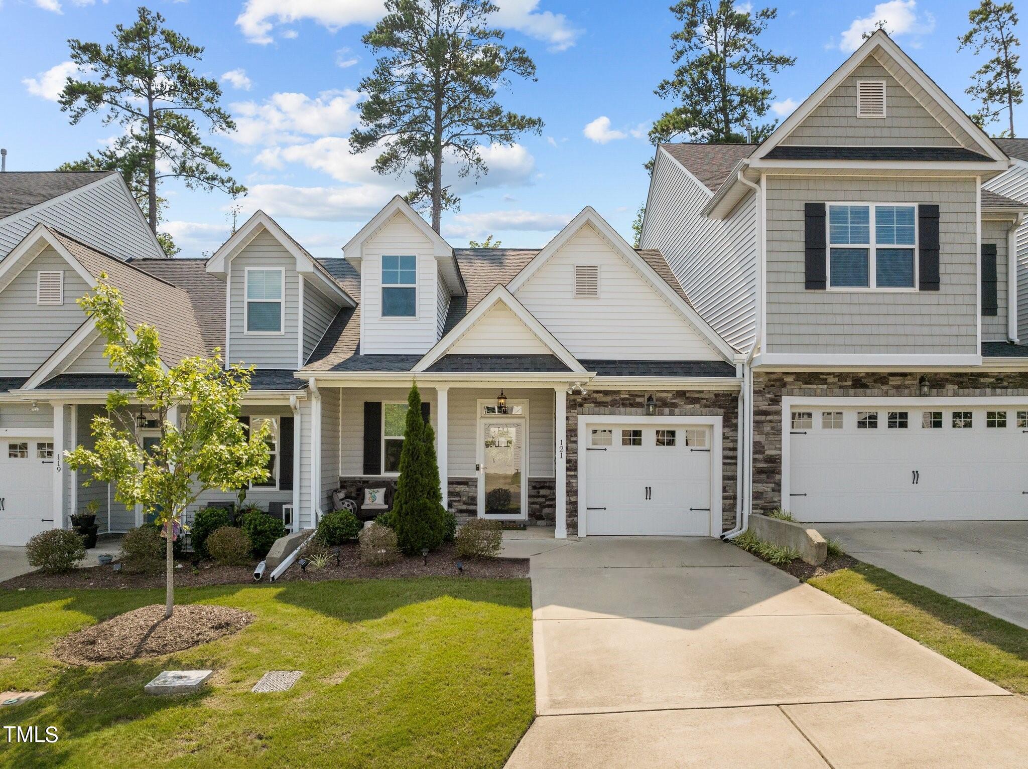 121 Zante Currant Road