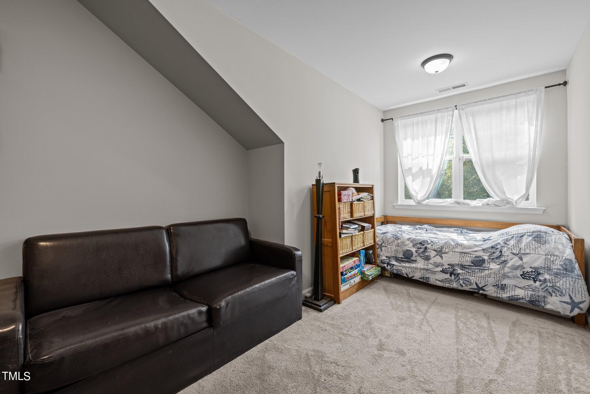 121 Zante Currant Road