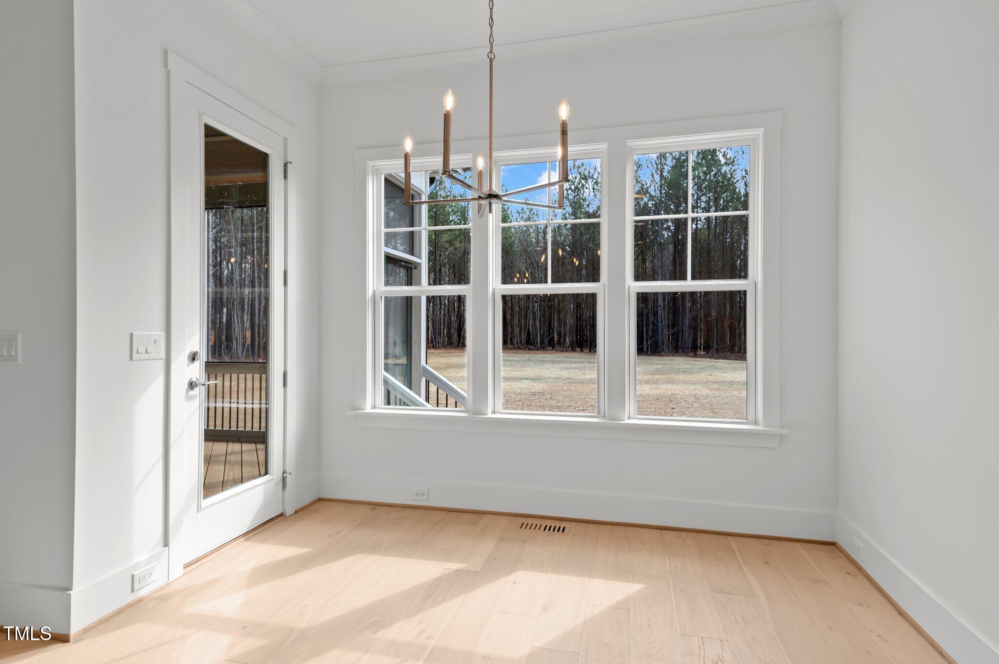 30 Chestnut Oak Drive