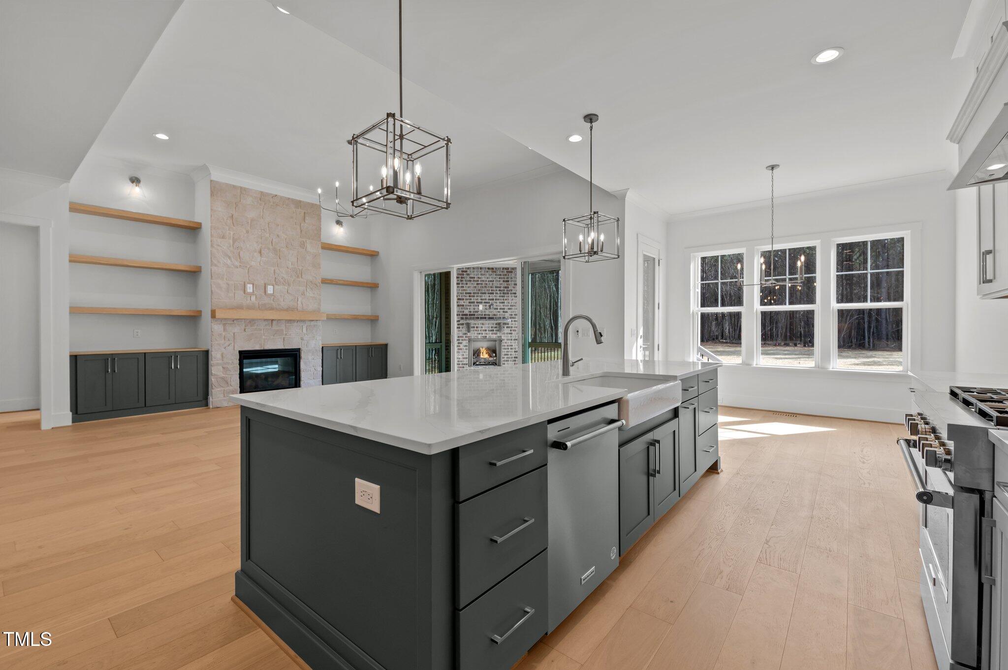 30 Chestnut Oak Drive
