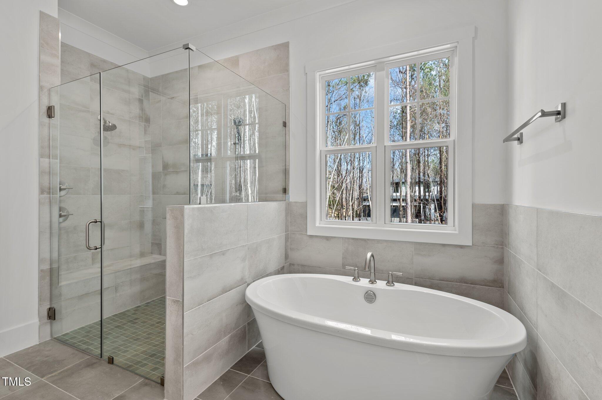 30 Chestnut Oak Drive