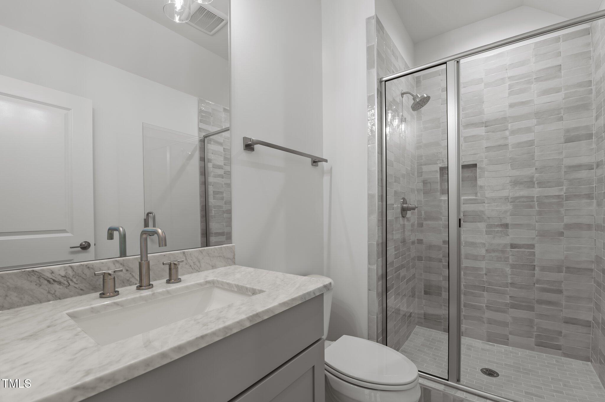 30 Chestnut Oak Drive