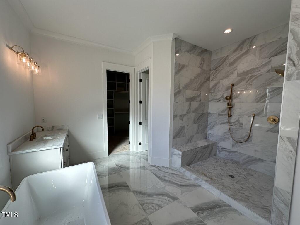 40 Spanish Oak Drive