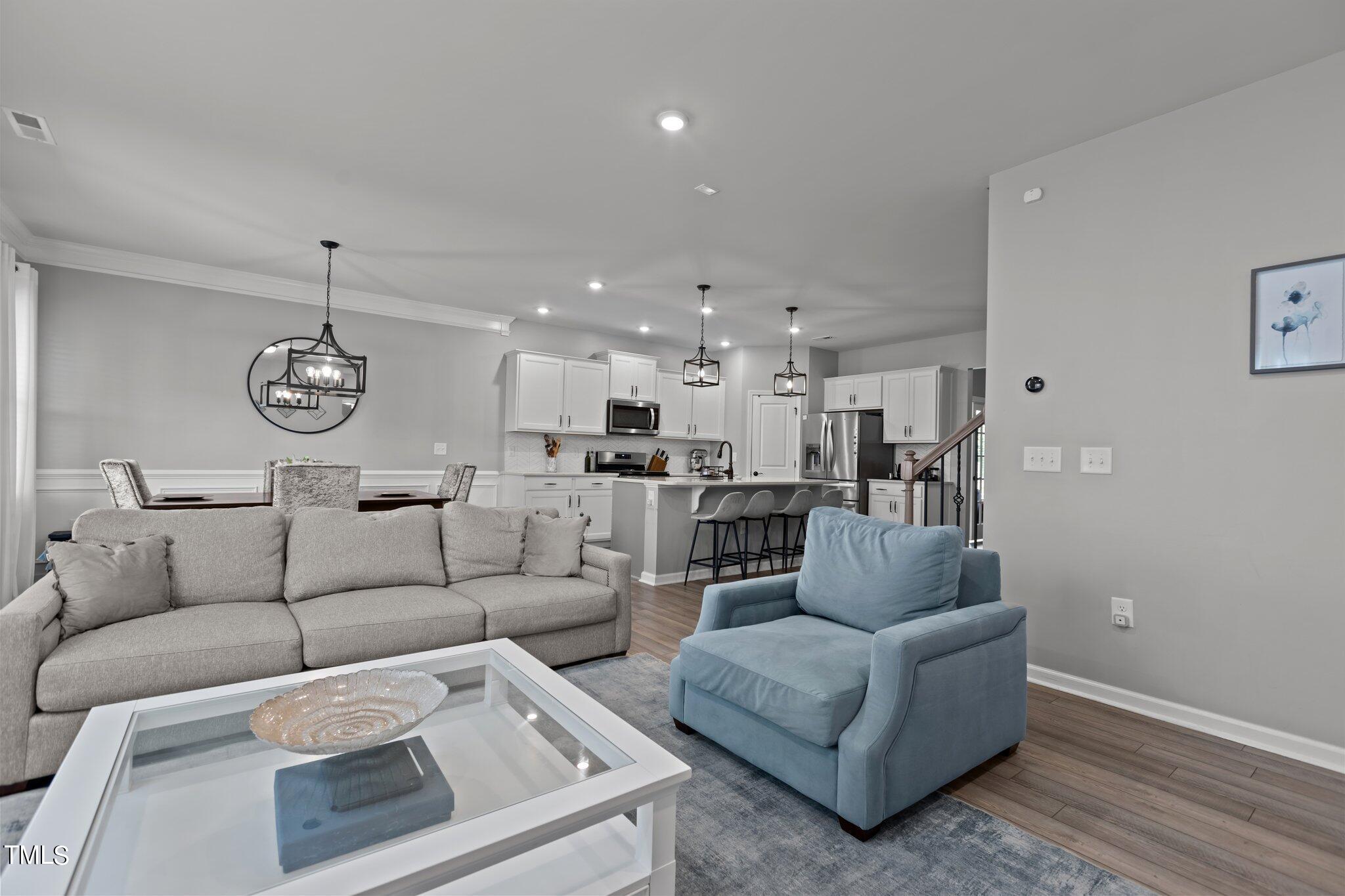 2089 Hosel Lane