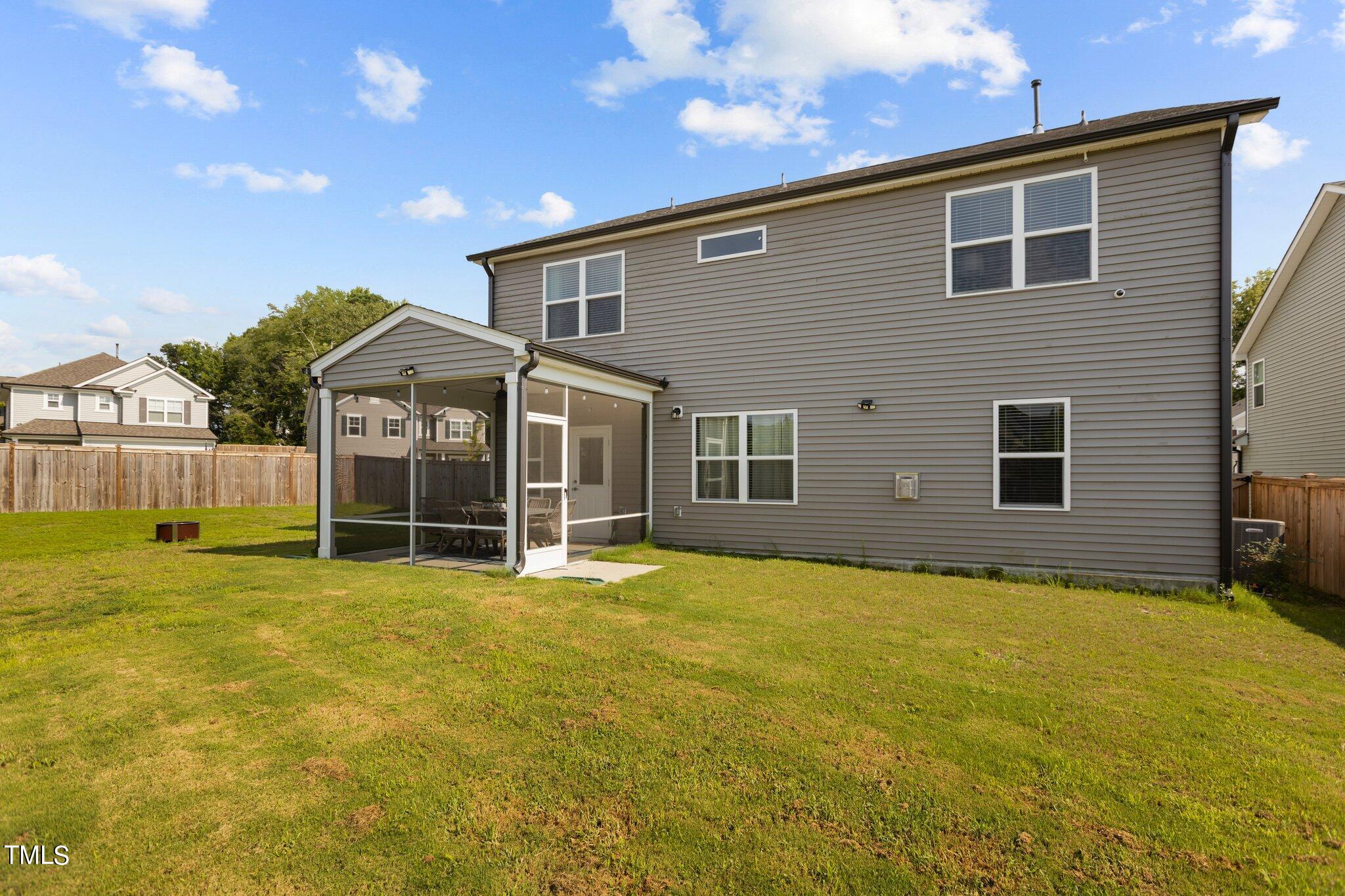 2089 Hosel Lane