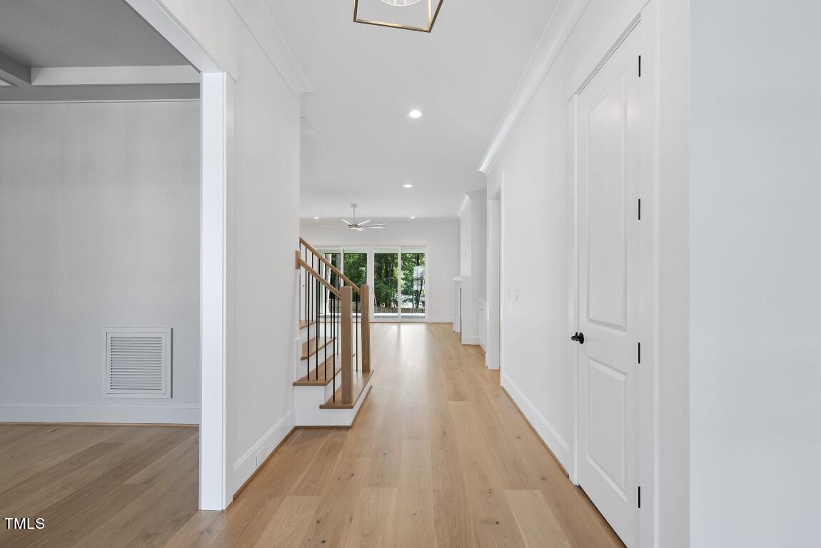 412 Vernon Terrace