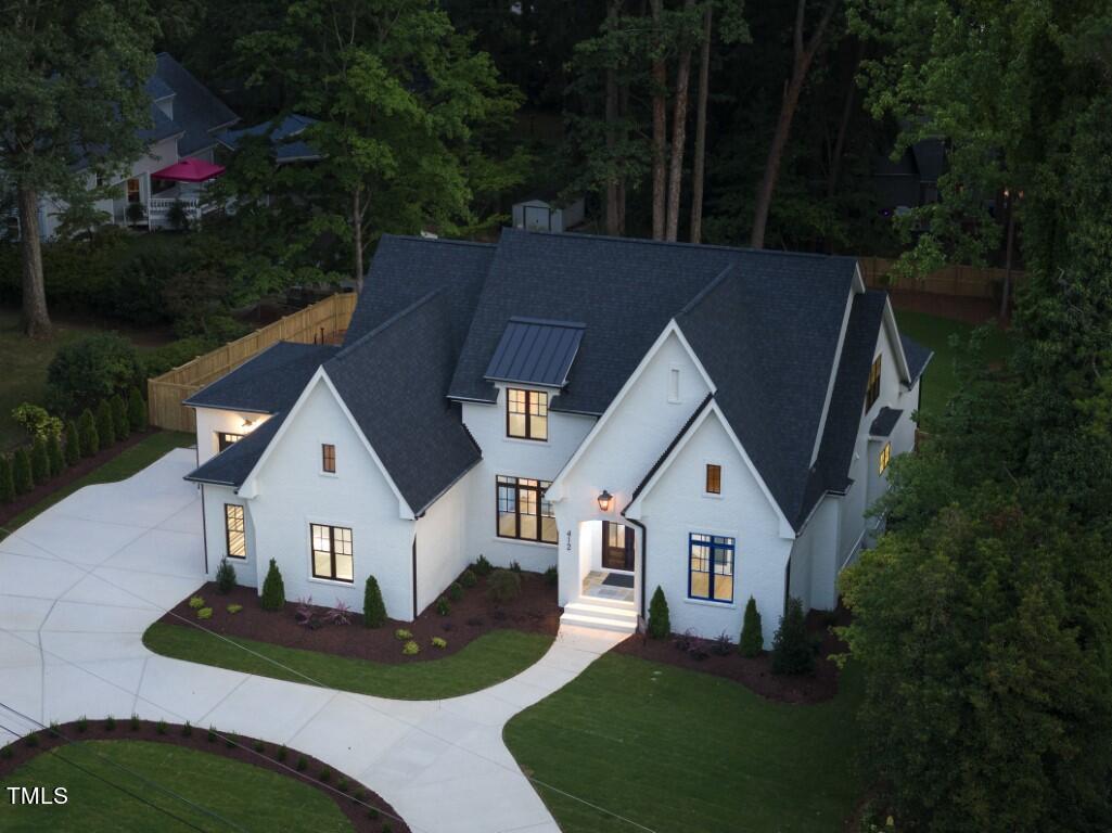 412 Vernon Terrace