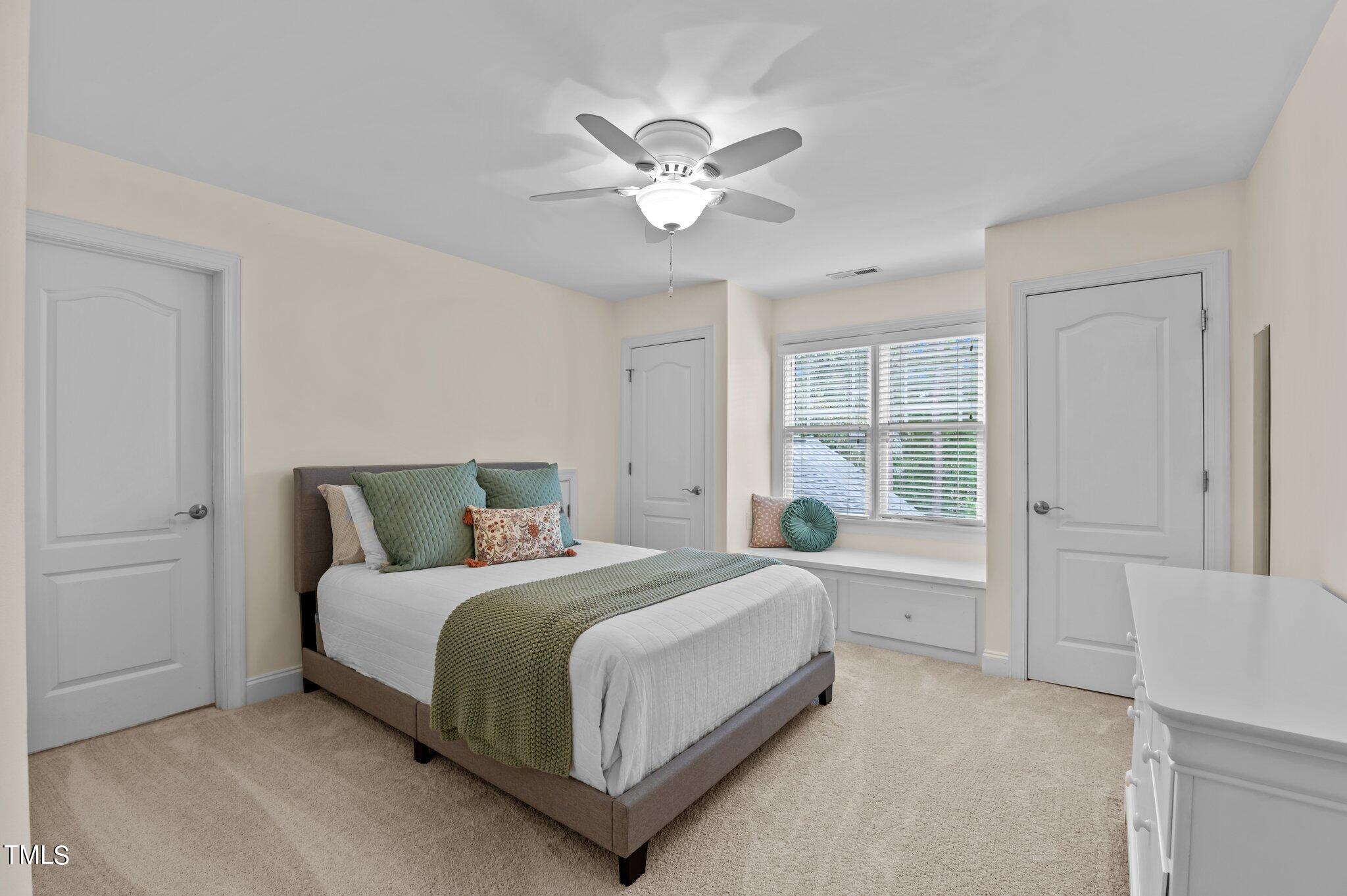 1824 Old College Circle Circle