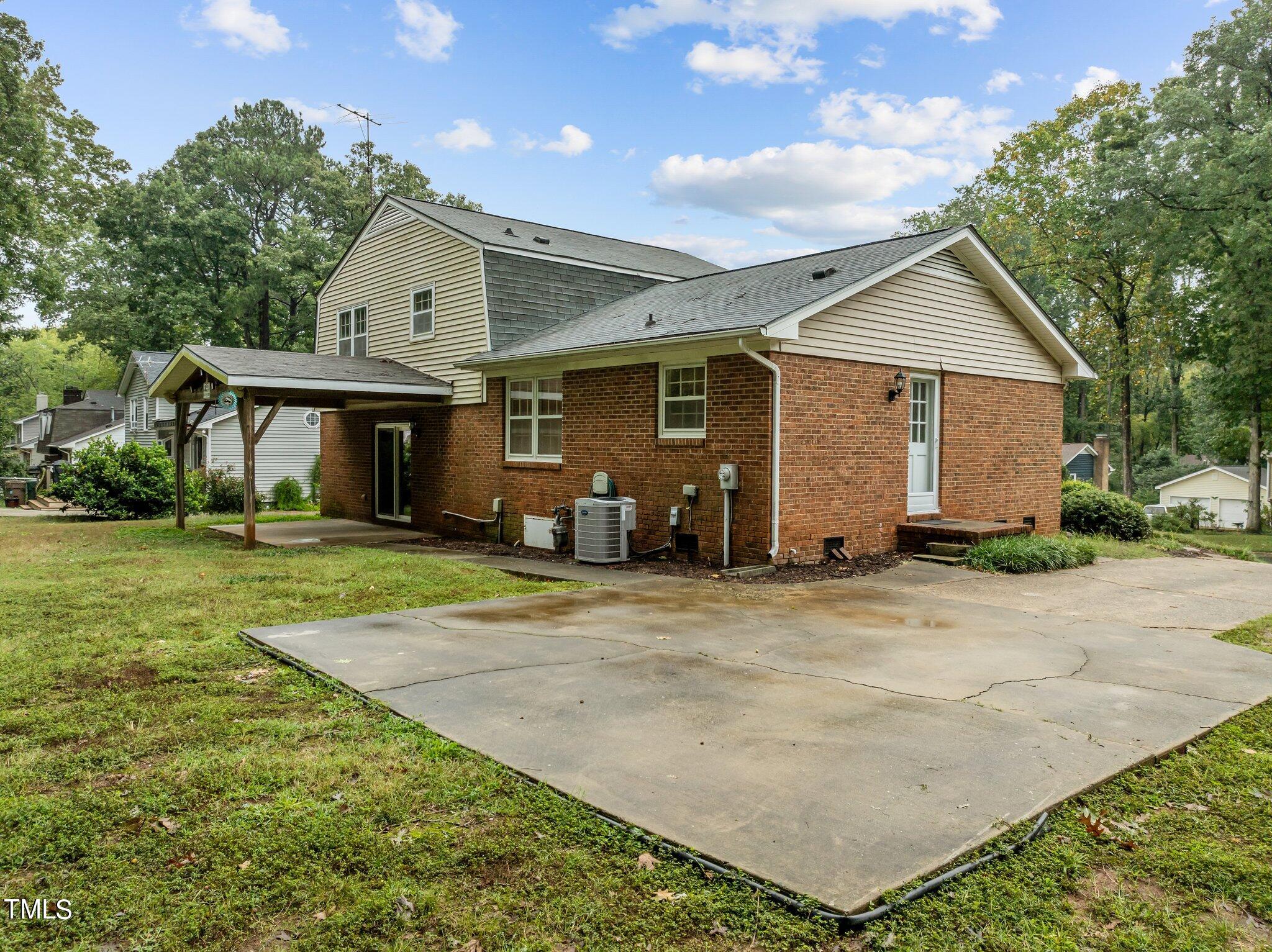 1024 Ivy Lane