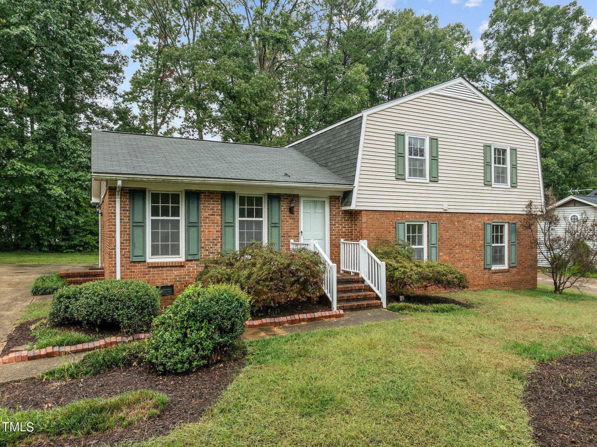 1024 Ivy Lane