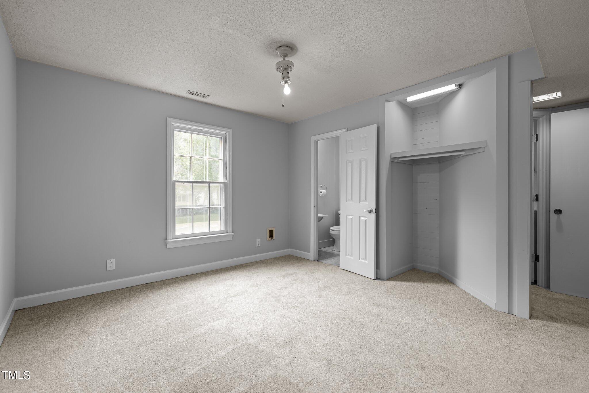 1024 Ivy Lane