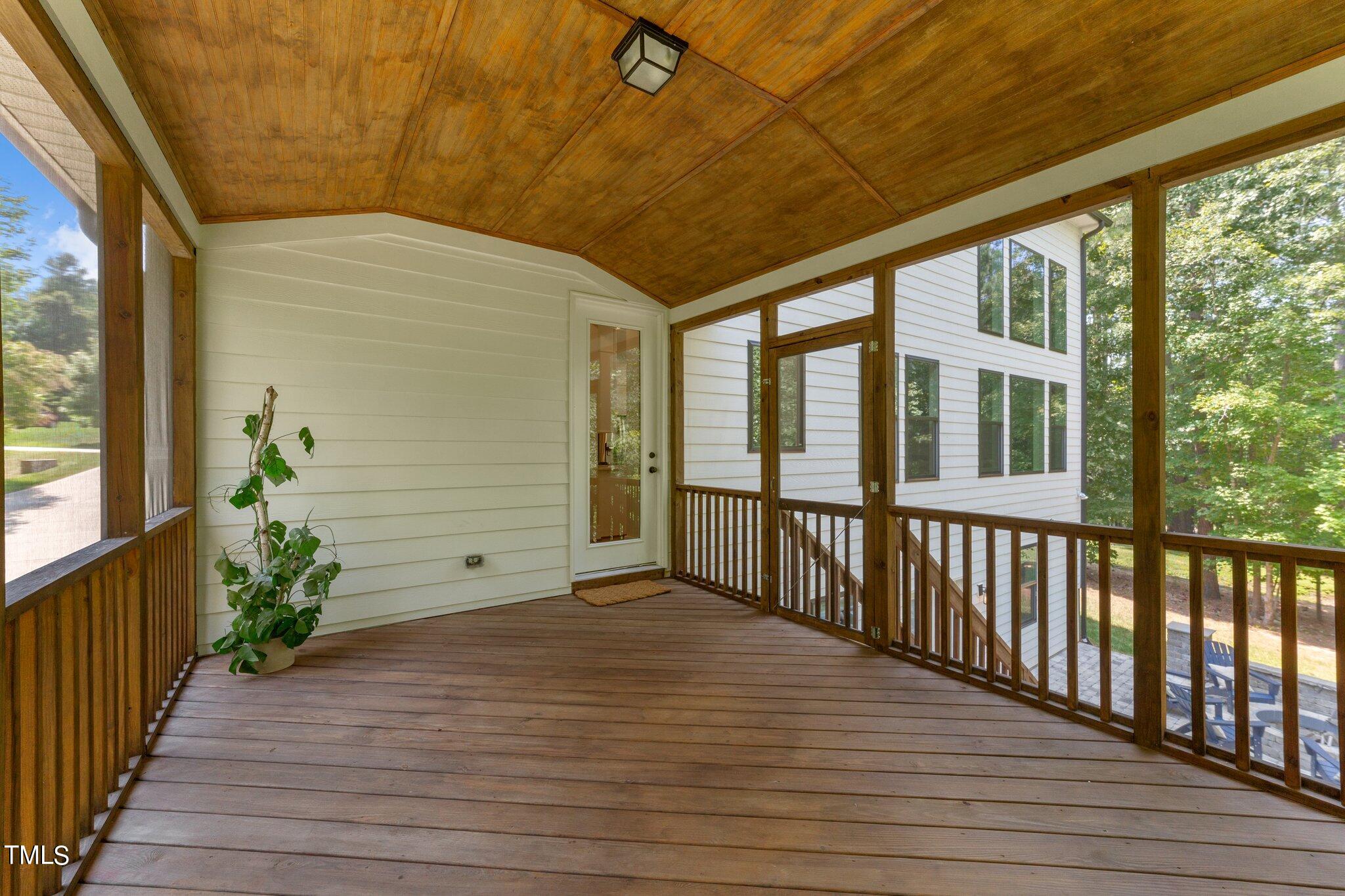 2517 Snyder Lane