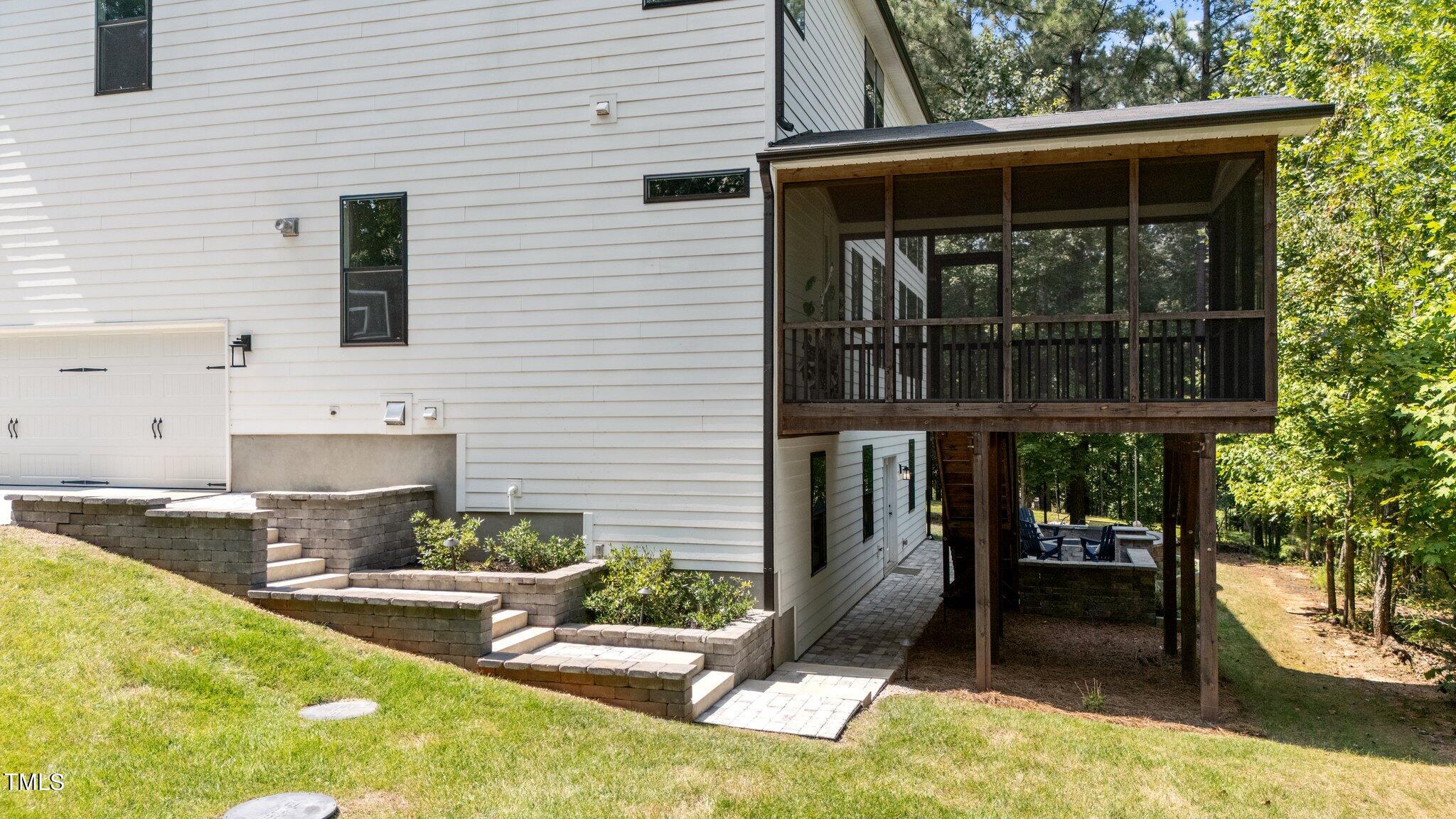 2517 Snyder Lane
