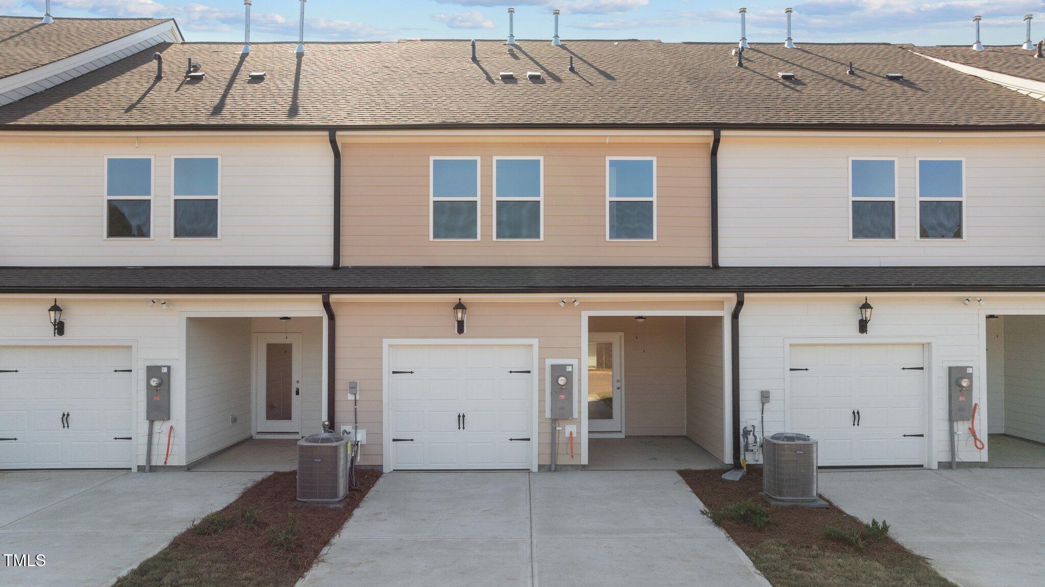 953 Alma Railway Drive