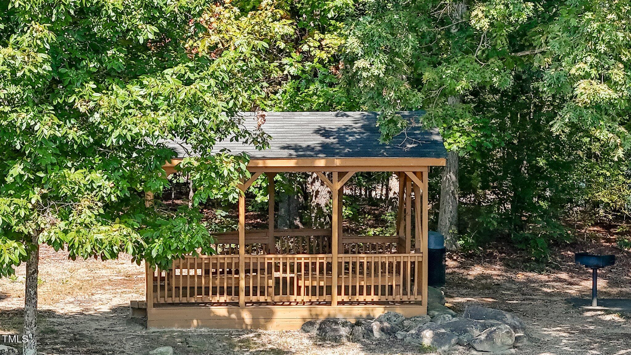 1112 Evening Shade Avenue