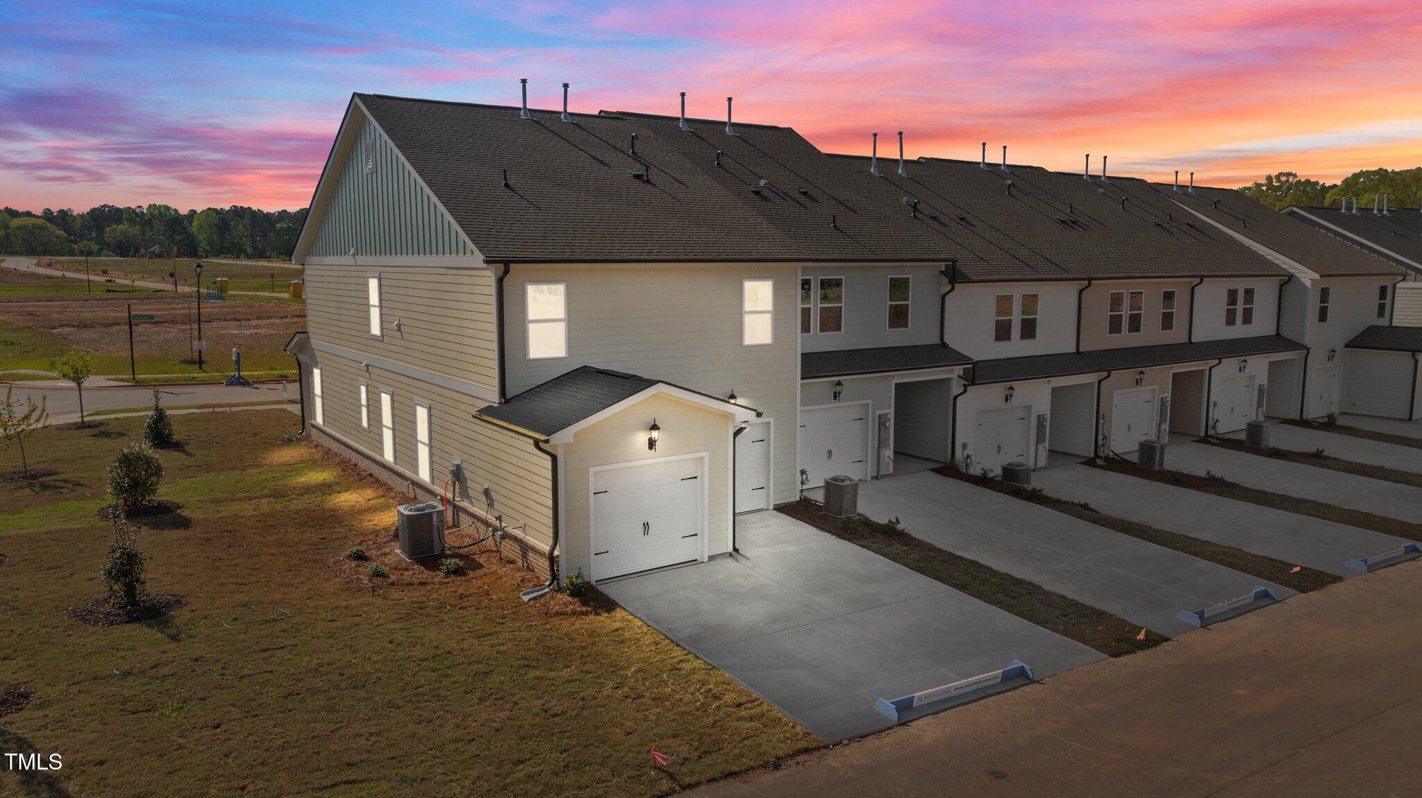 959 Alma Railway Drive