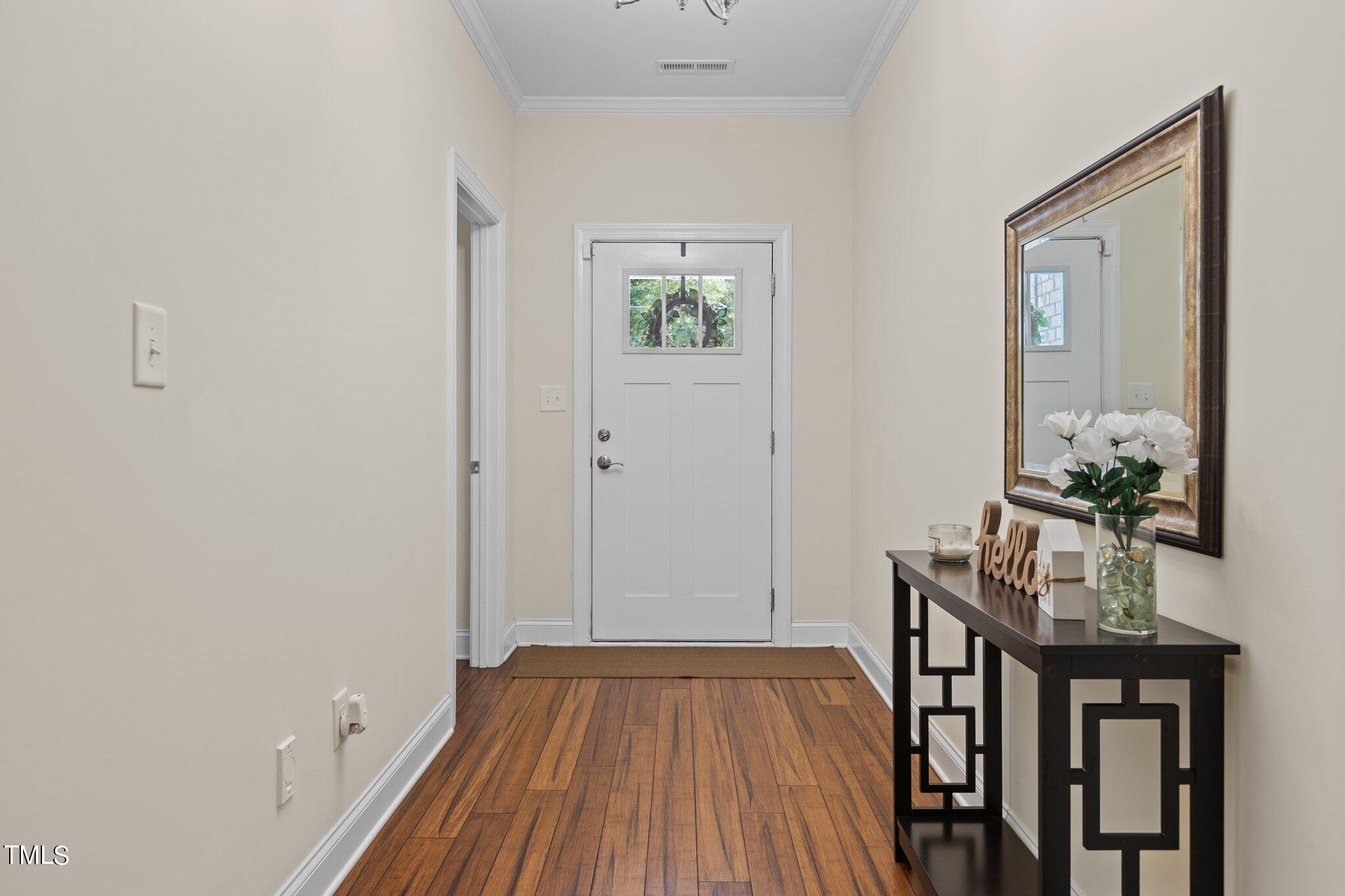 1307 Pineview Drive