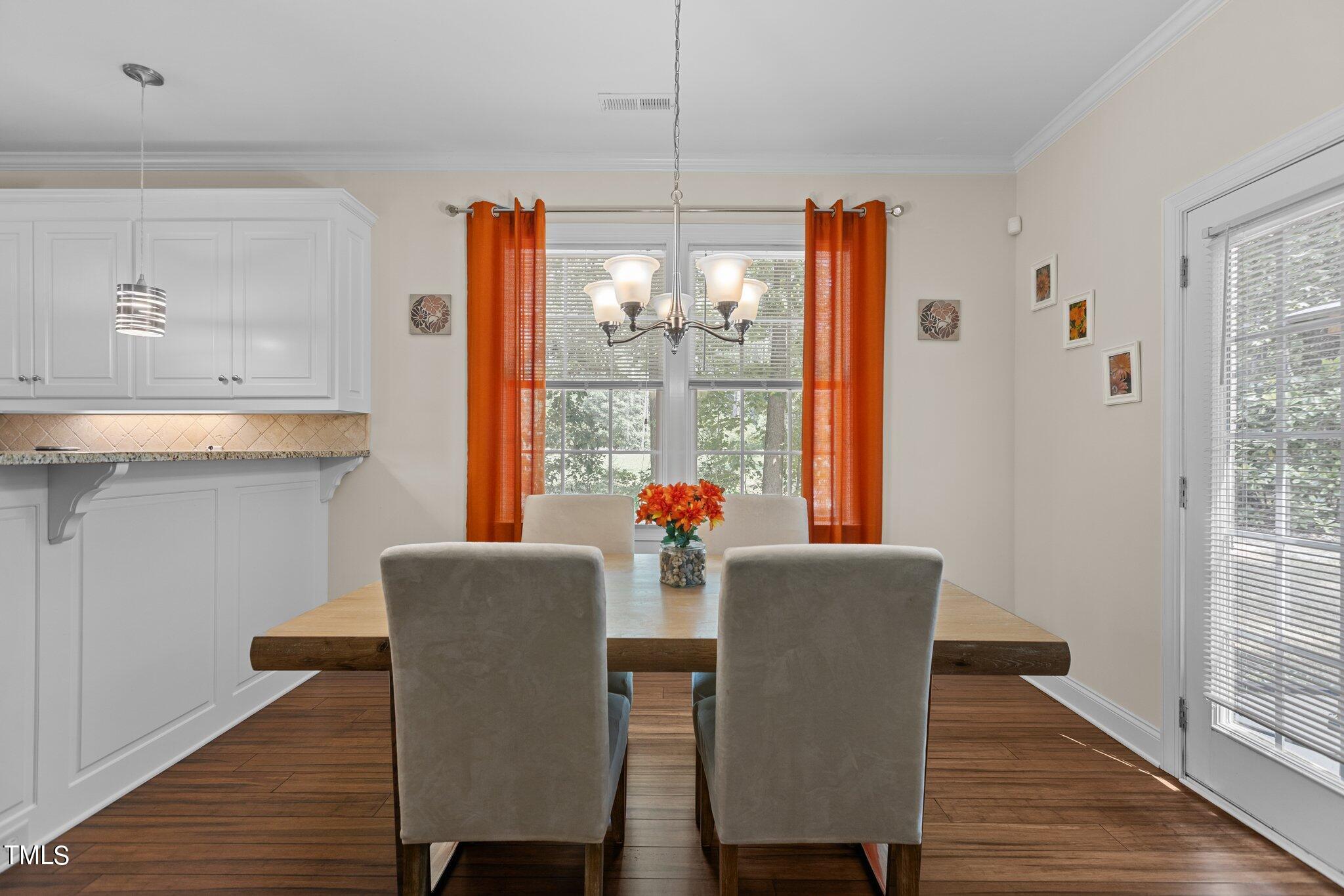 1307 Pineview Drive