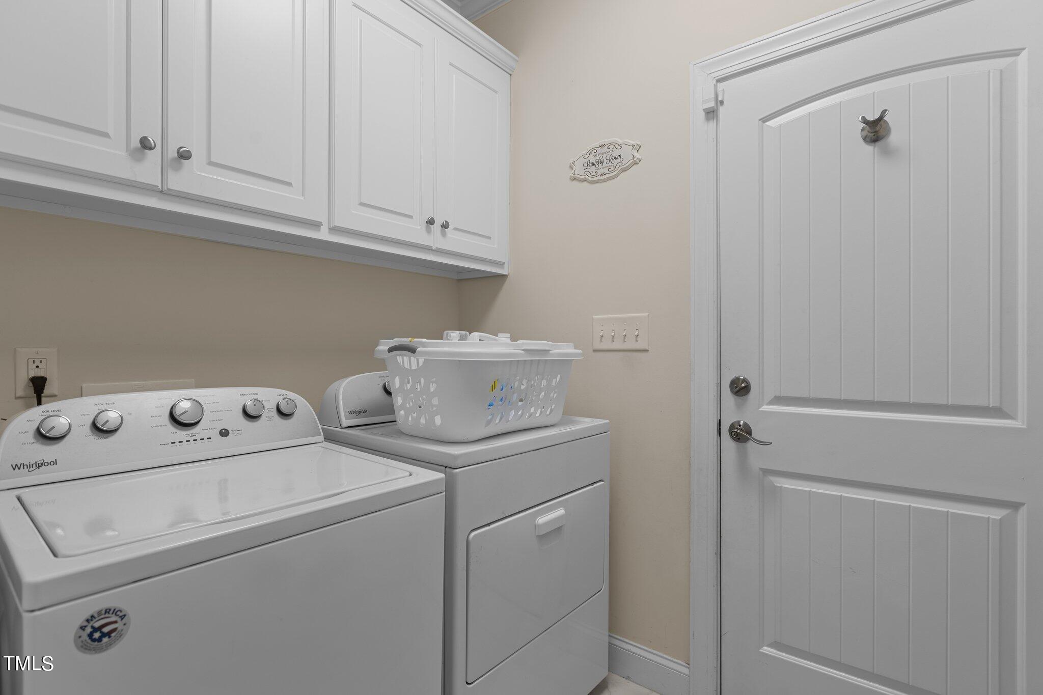1307 Pineview Drive