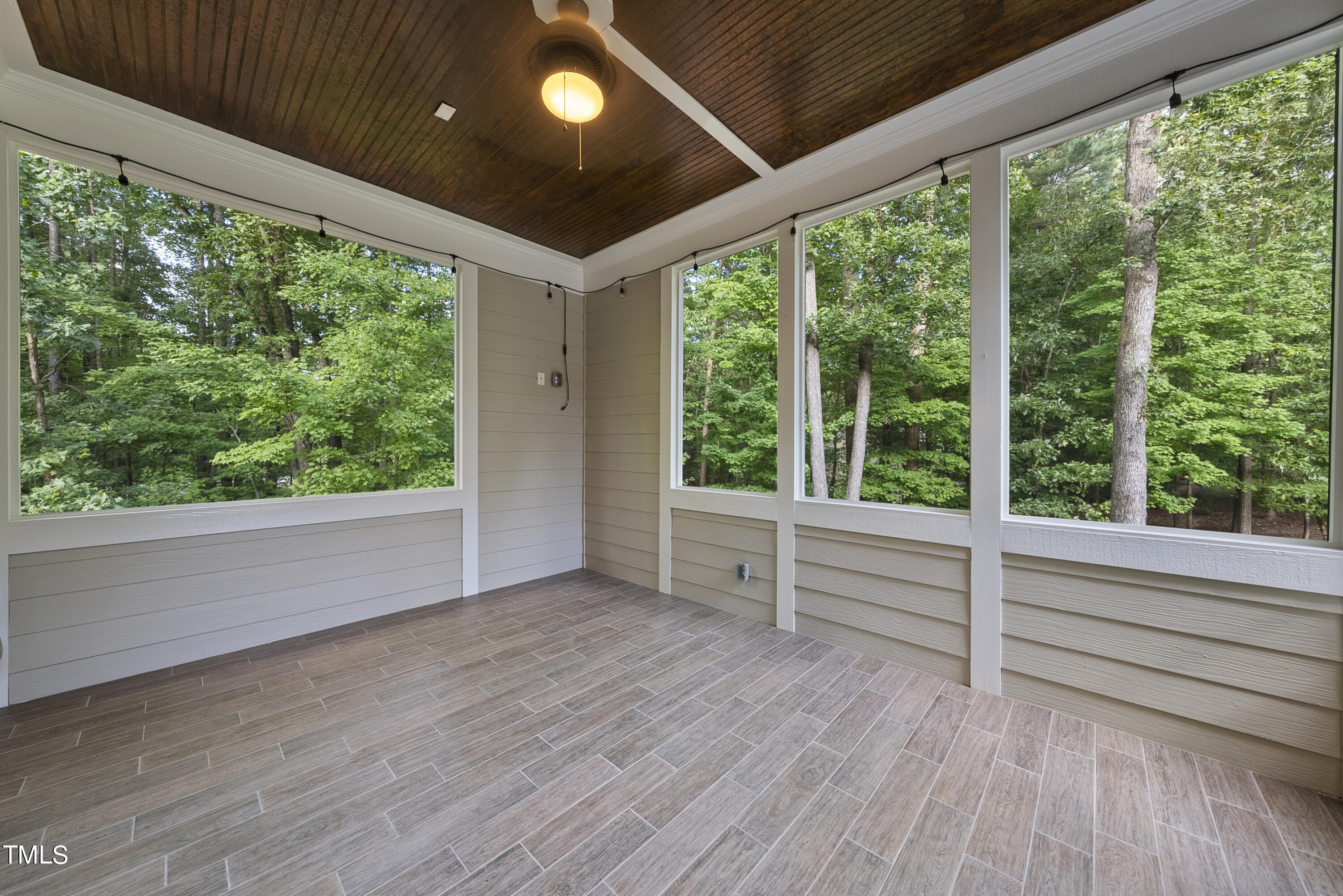 10804 Bridle Lane
