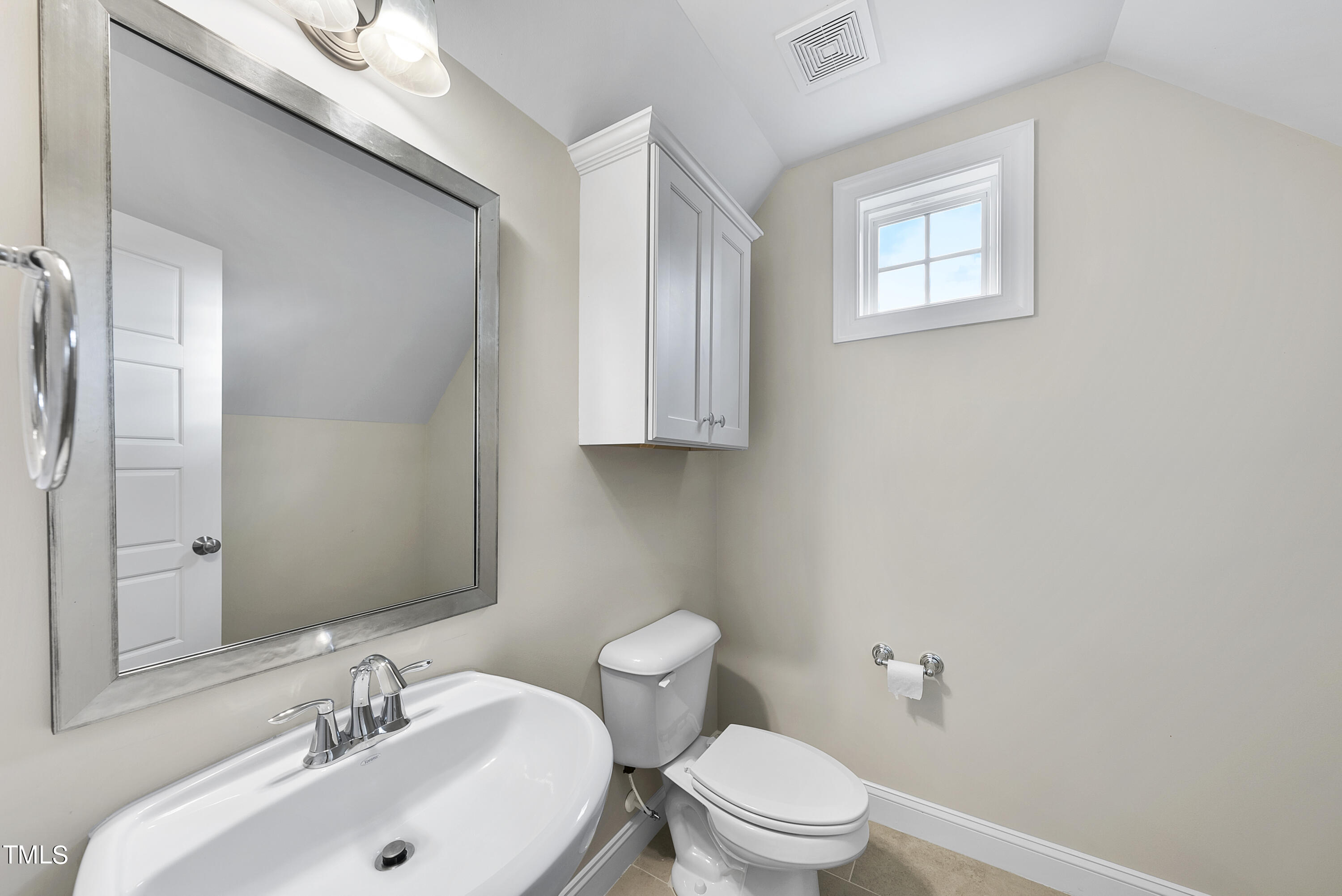 10804 Bridle Lane