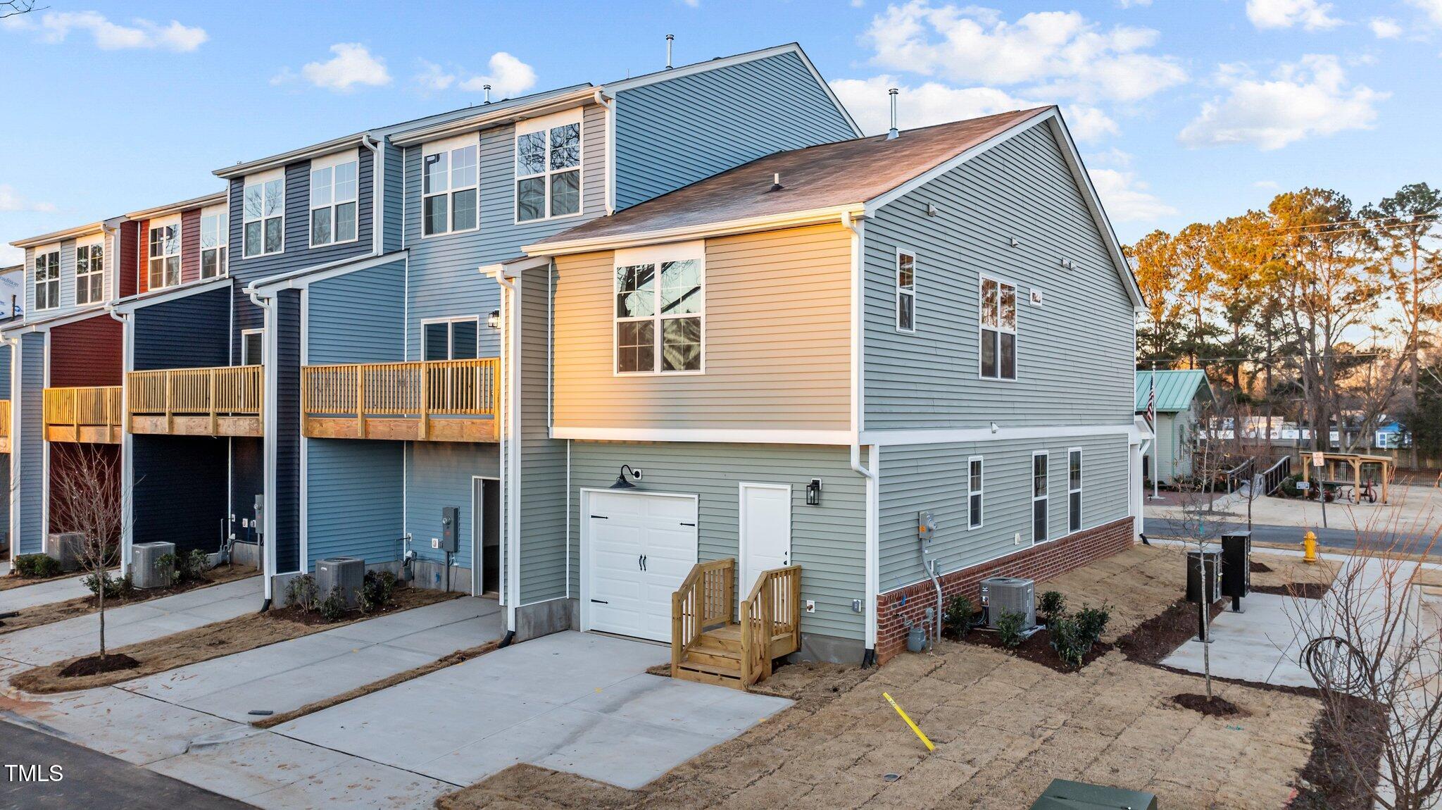 109 Pearl Street # 1