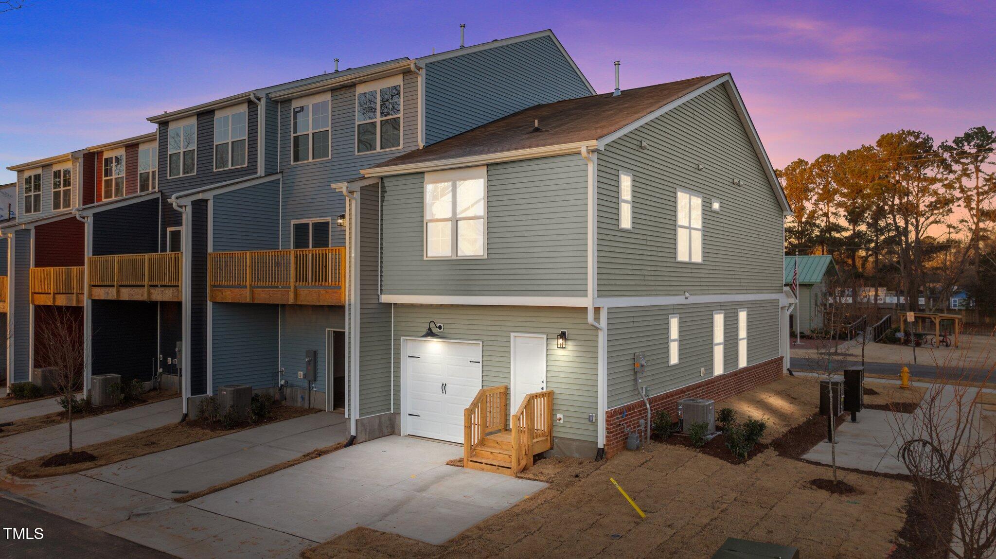 109 Pearl Street # 1