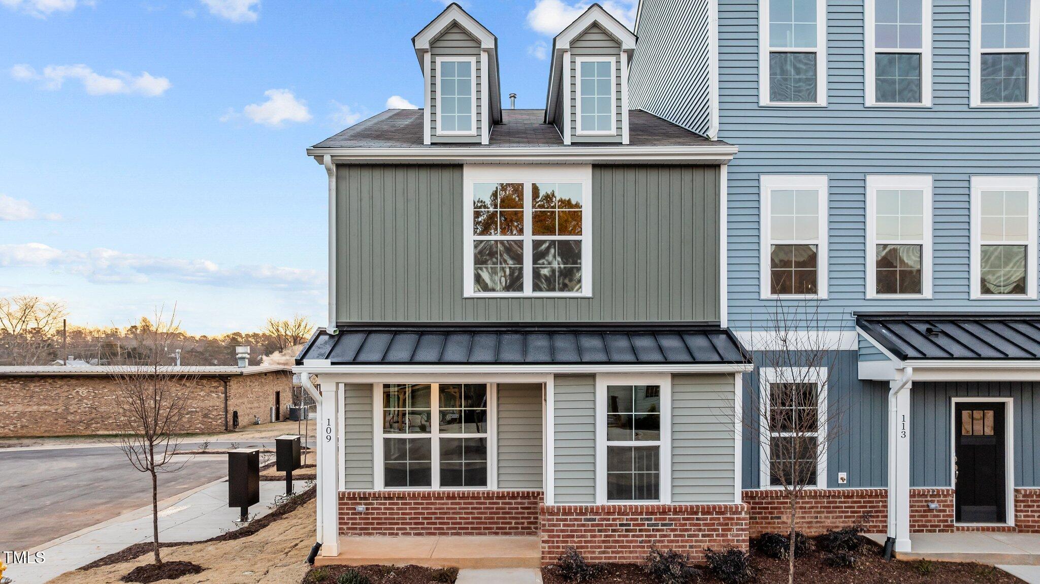 109 Pearl Street # 1