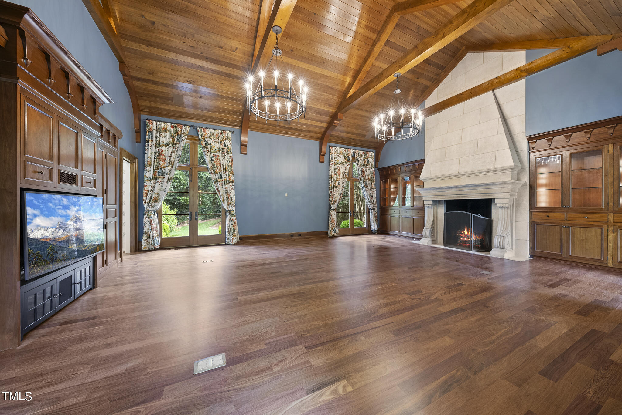 3319 White Oak Road