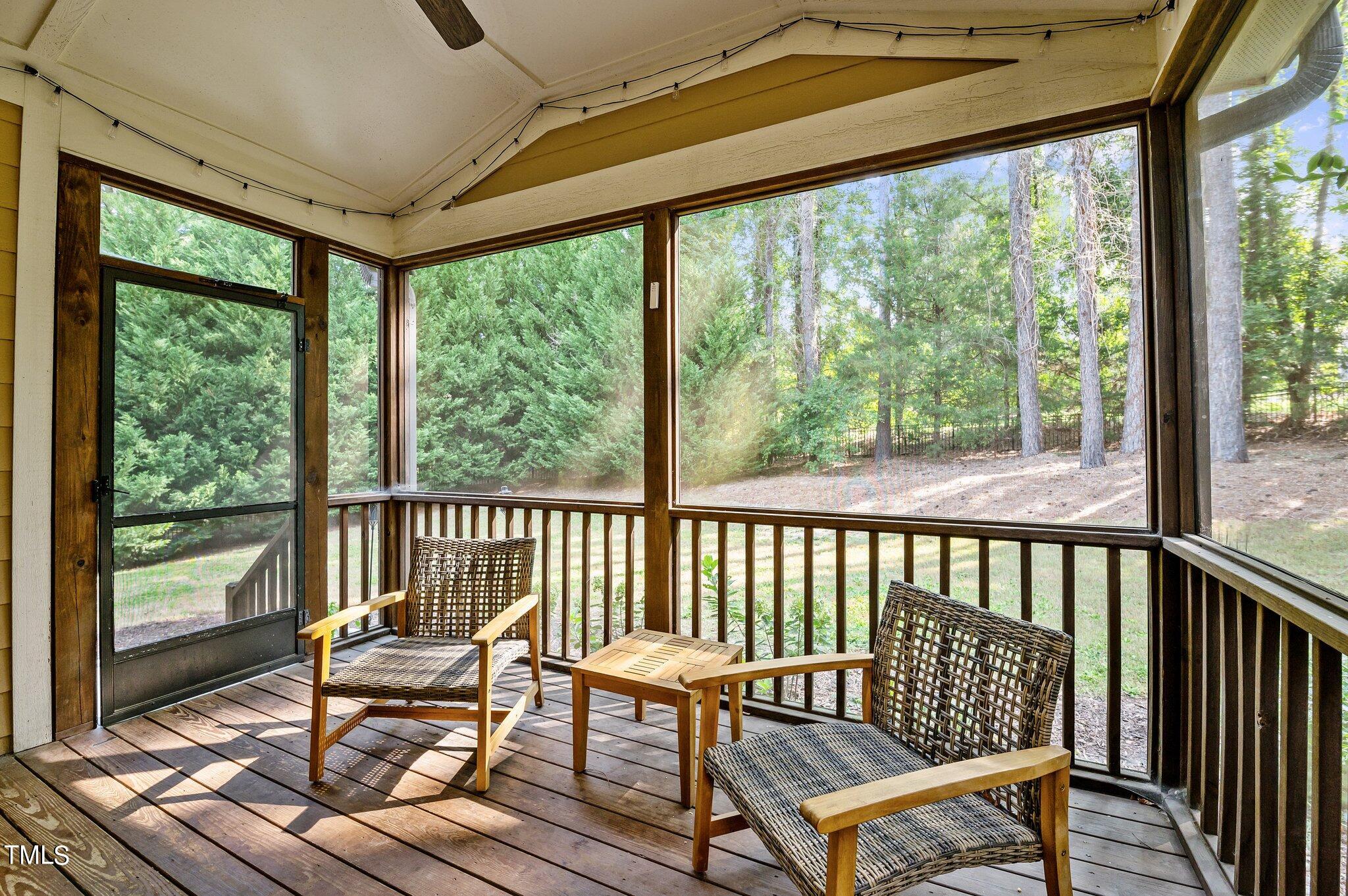 1008 Shasta Daisy Drive
