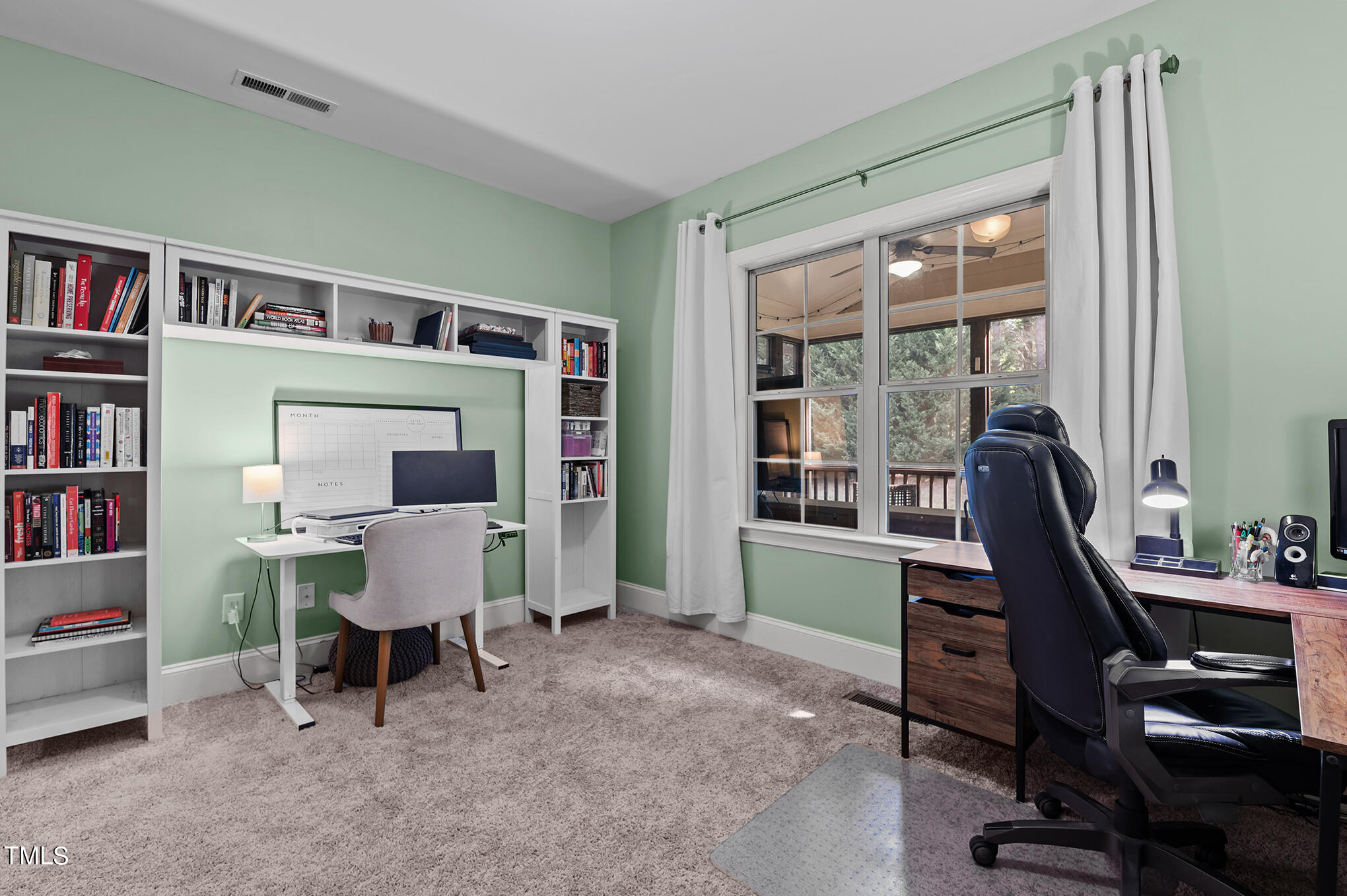 1008 Shasta Daisy Drive
