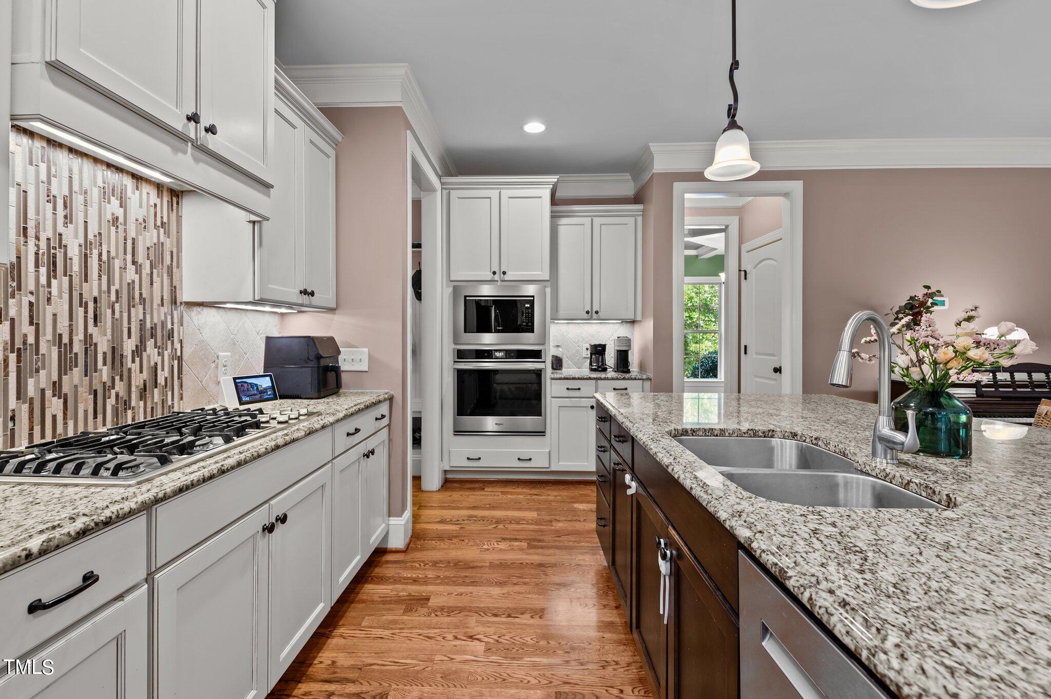 1008 Shasta Daisy Drive
