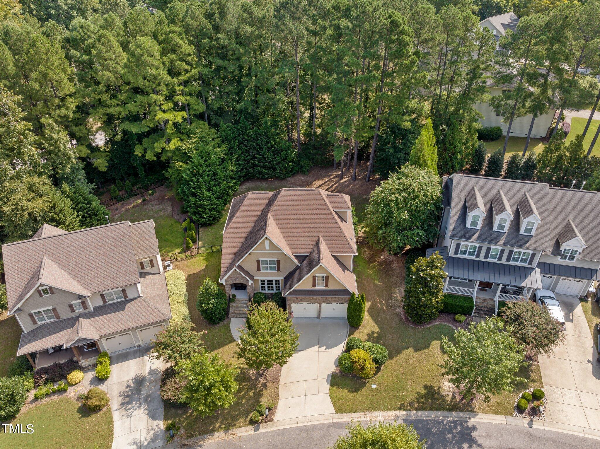 1008 Shasta Daisy Drive
