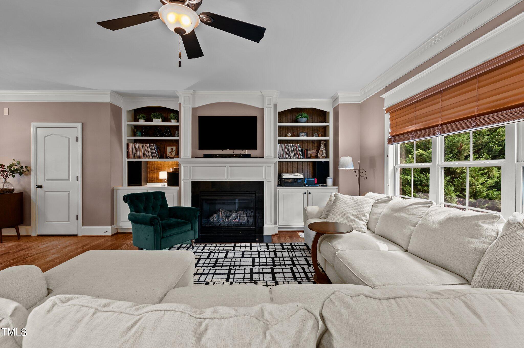 1008 Shasta Daisy Drive