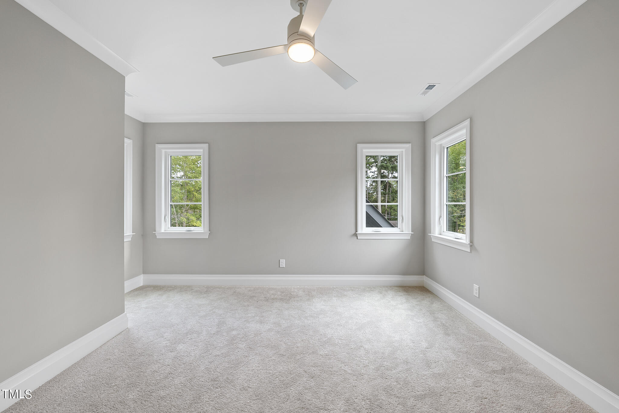 3414 Bradley Place