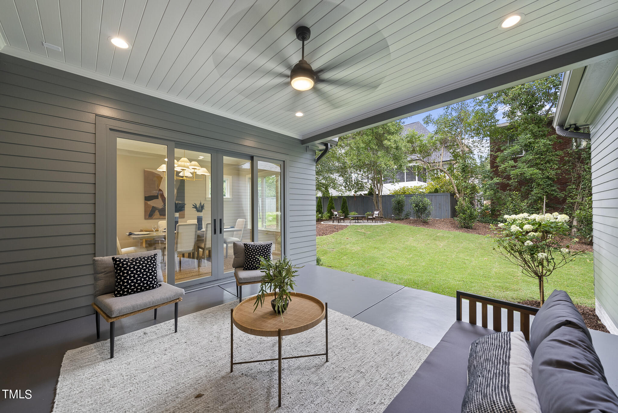 3414 Bradley Place
