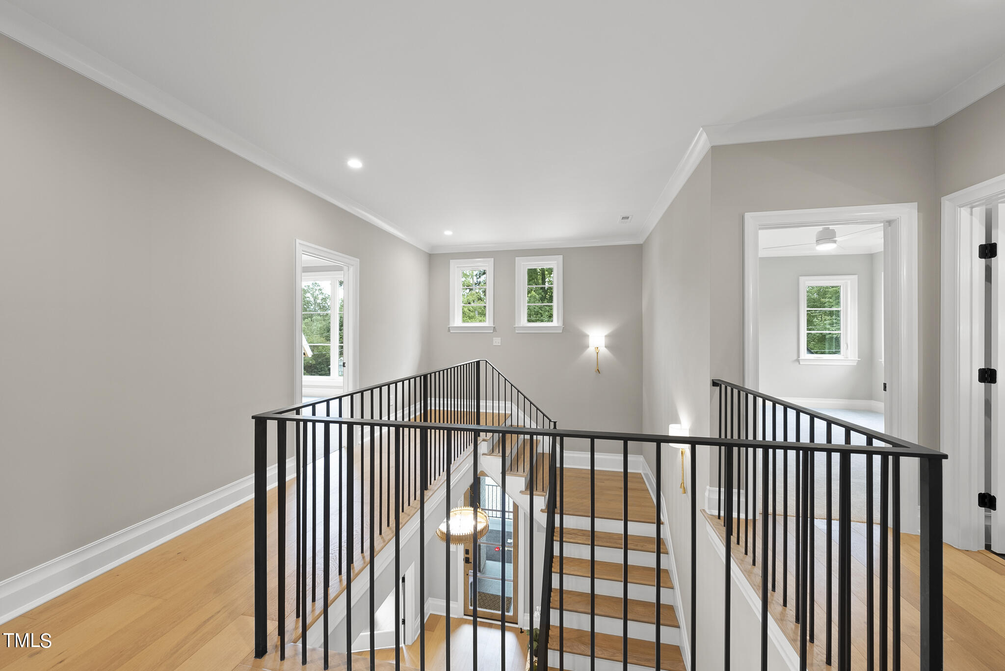 3414 Bradley Place
