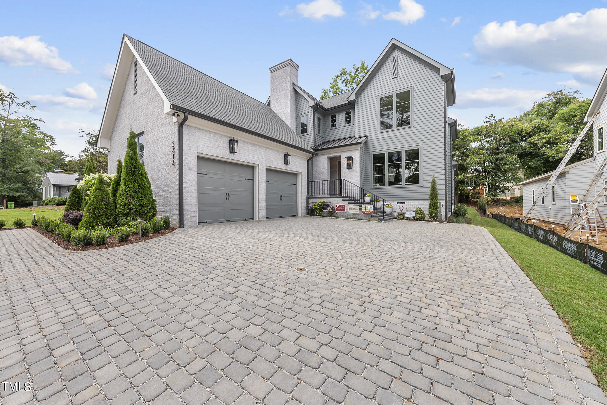 3414 Bradley Place