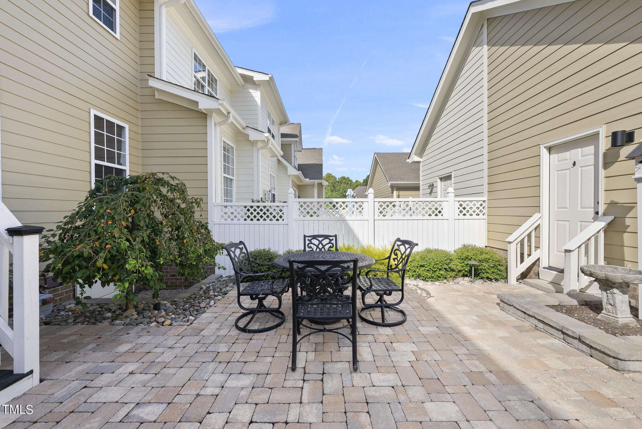 1104 Denby Point