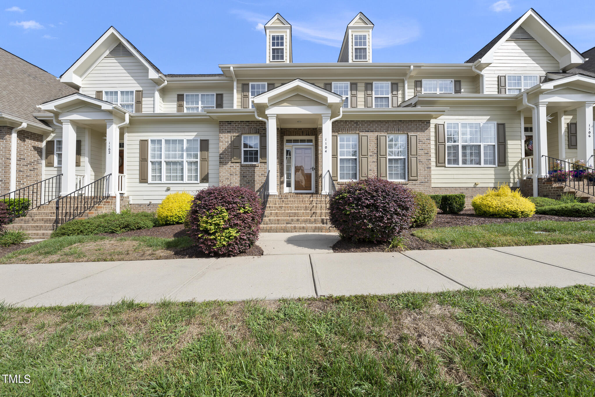 1104 Denby Point