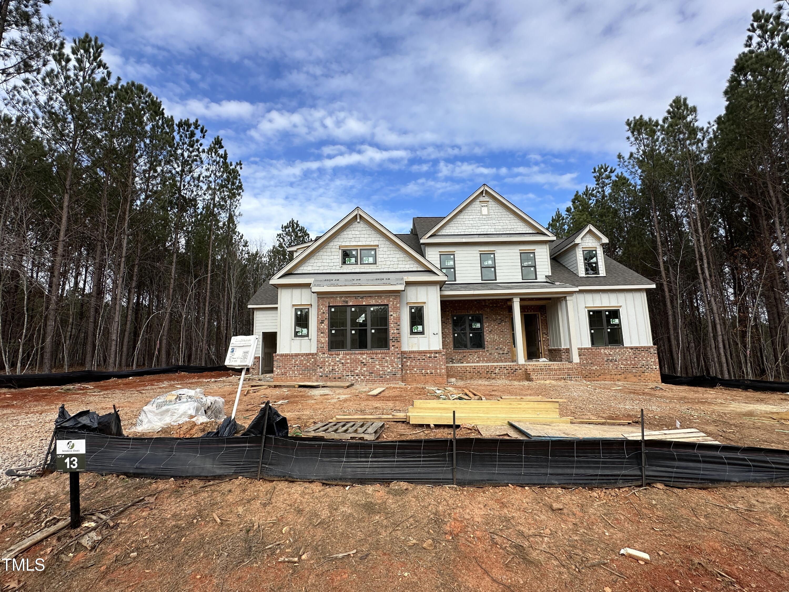 25 Chestnut Oak Drive