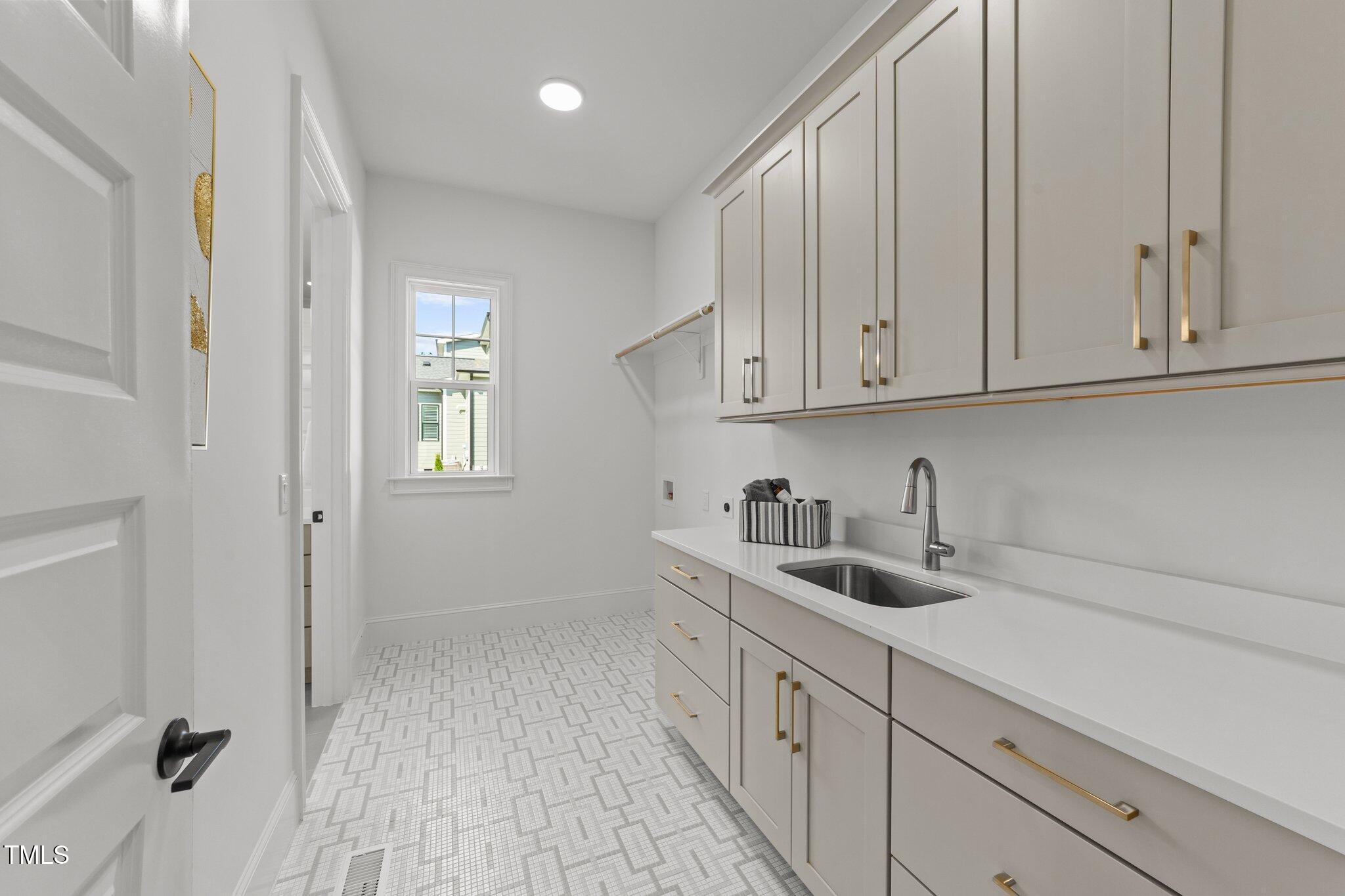 30 Spanish Oak Drive