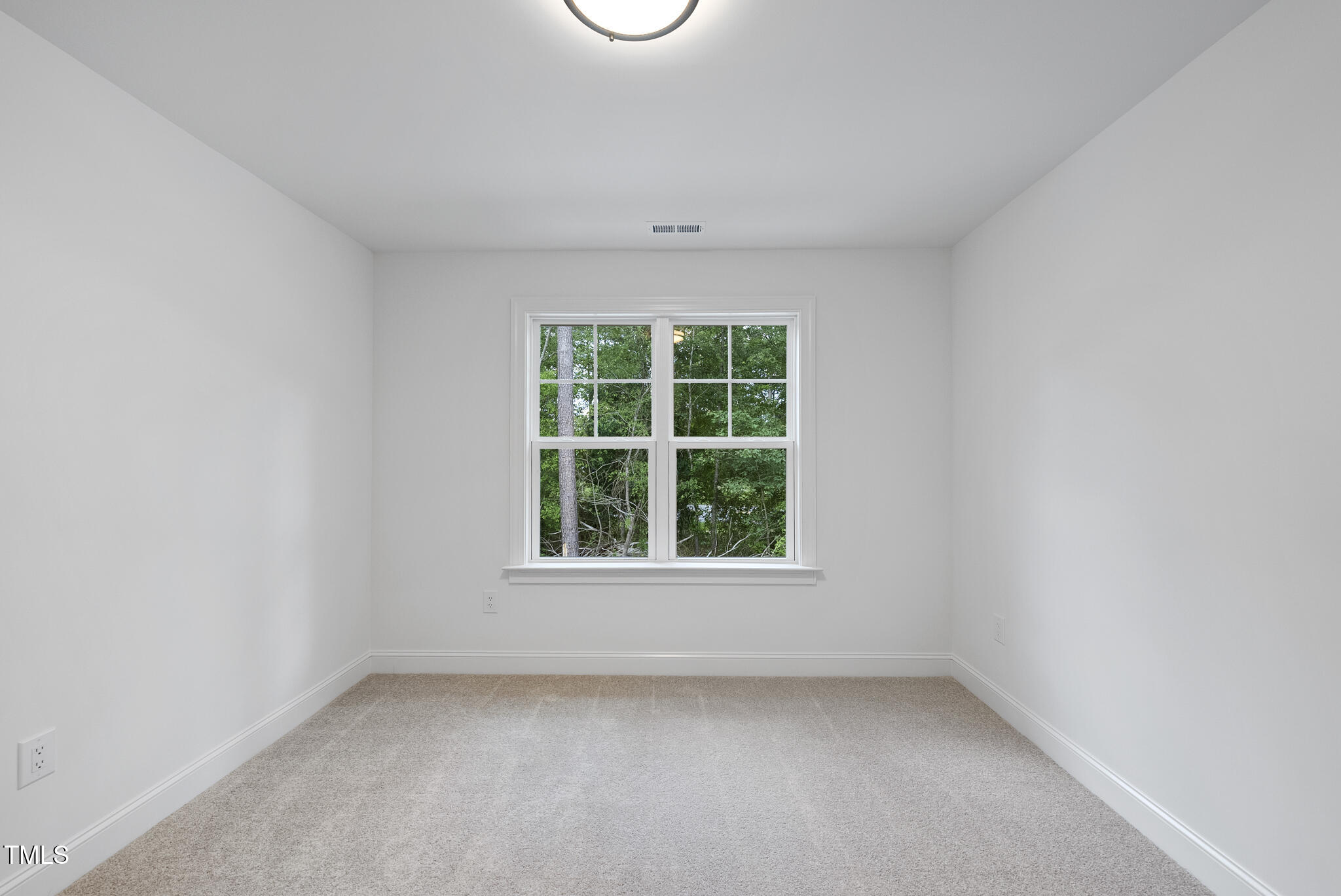 2621 Silver Gate Court